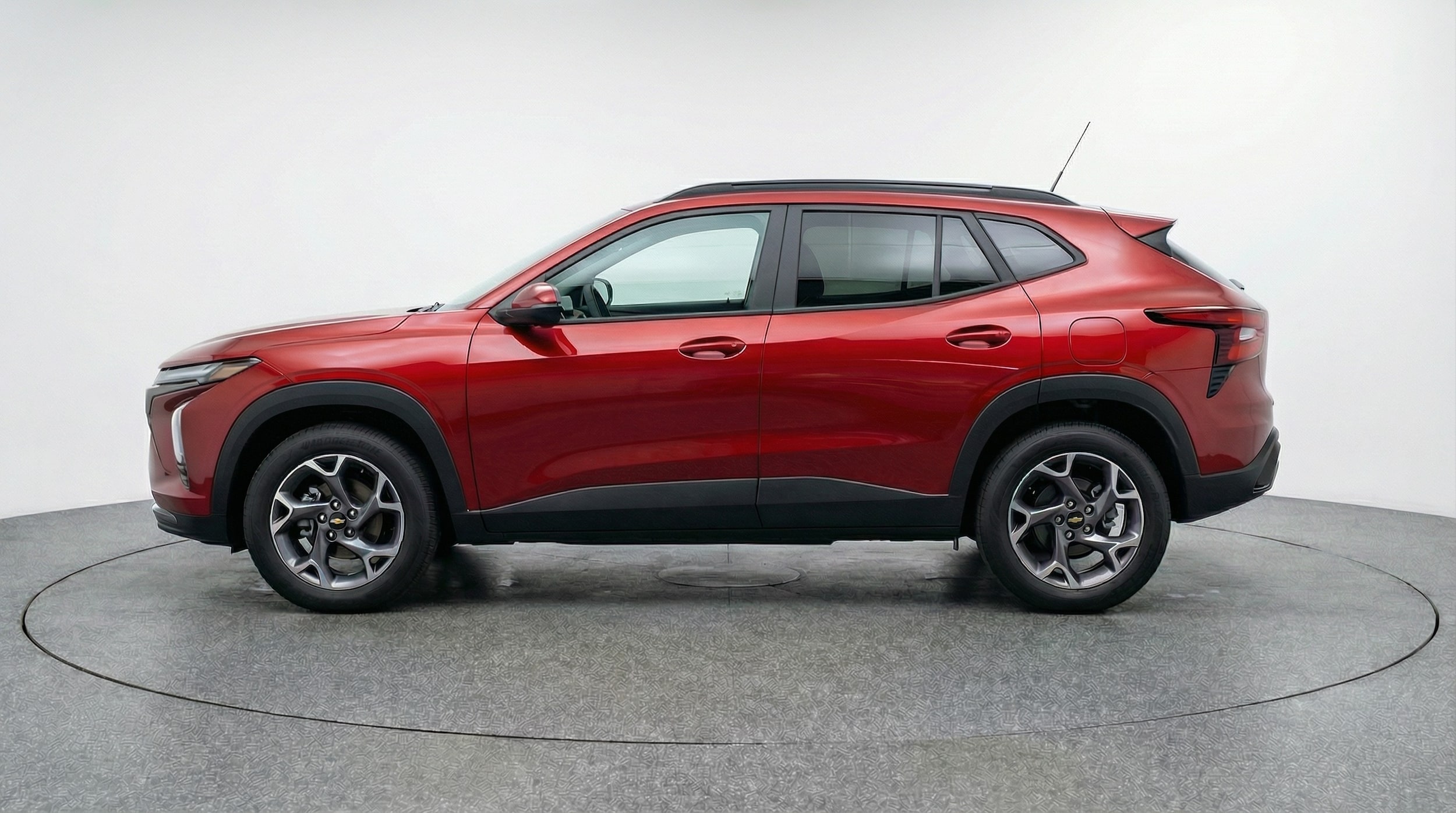 Thumbnail: 2025 Chevrolet Trax - 4