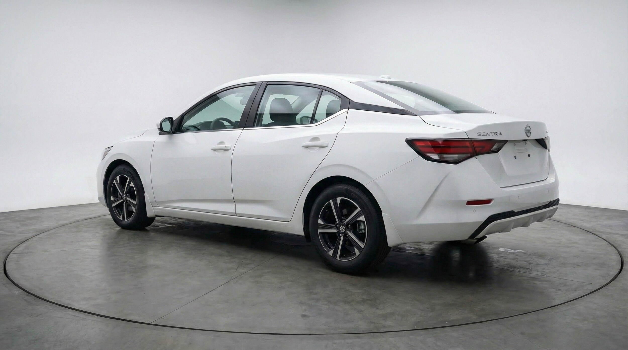 Thumbnail: 2025 Nissan Sentra - 5