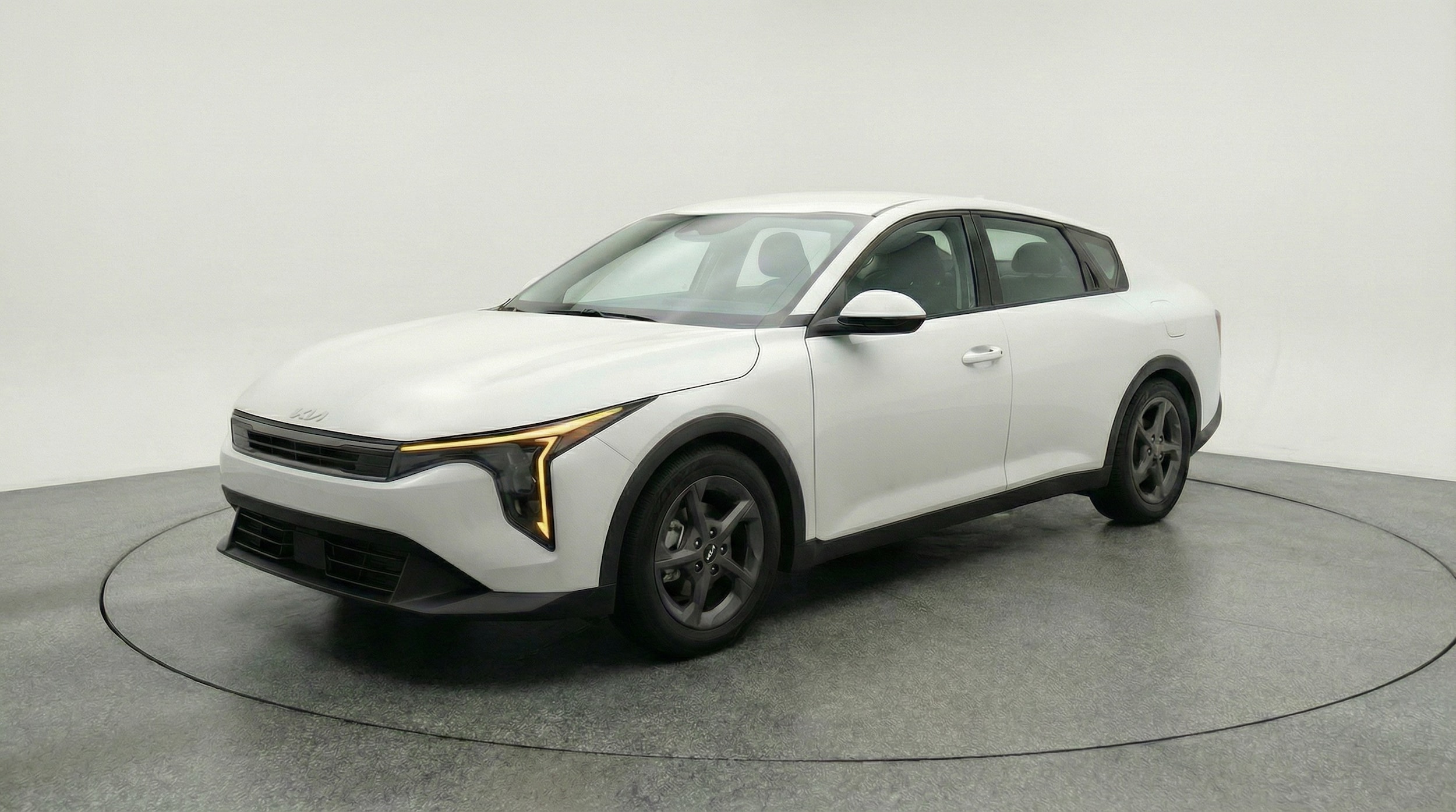 Thumbnail: 2025 Kia K4 - 3