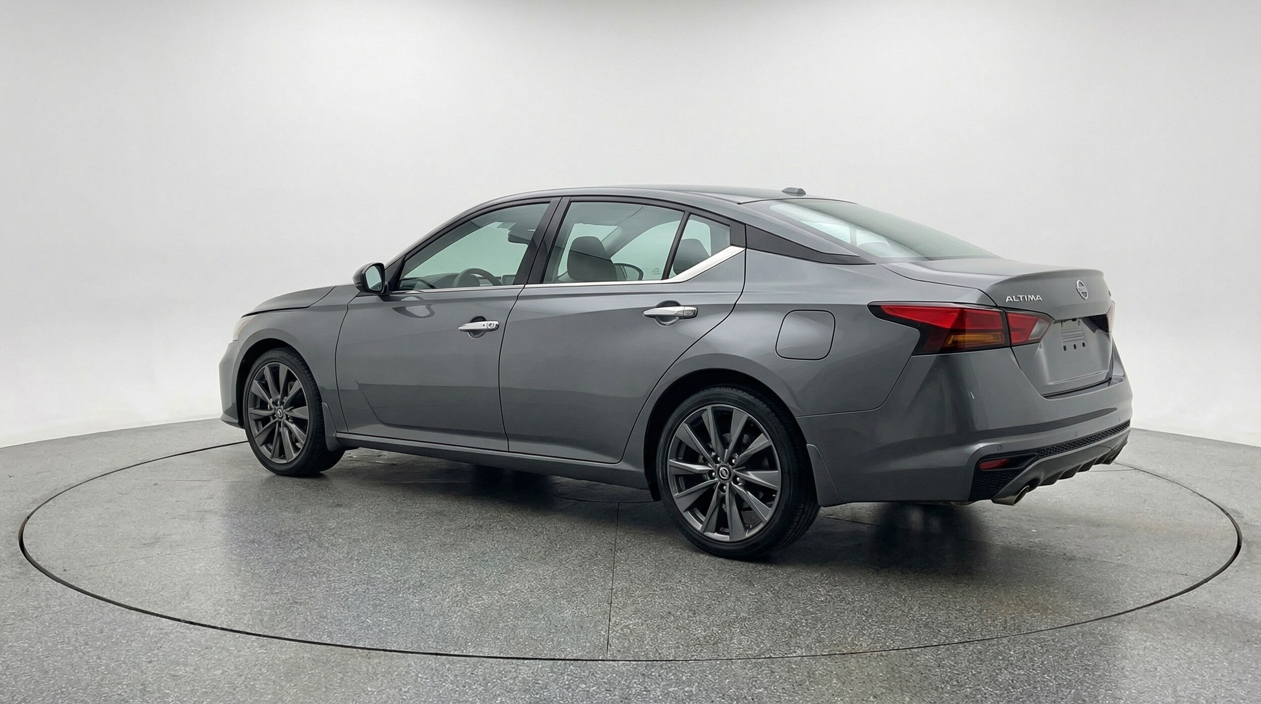 Thumbnail: 2025 Nissan Altima - 5