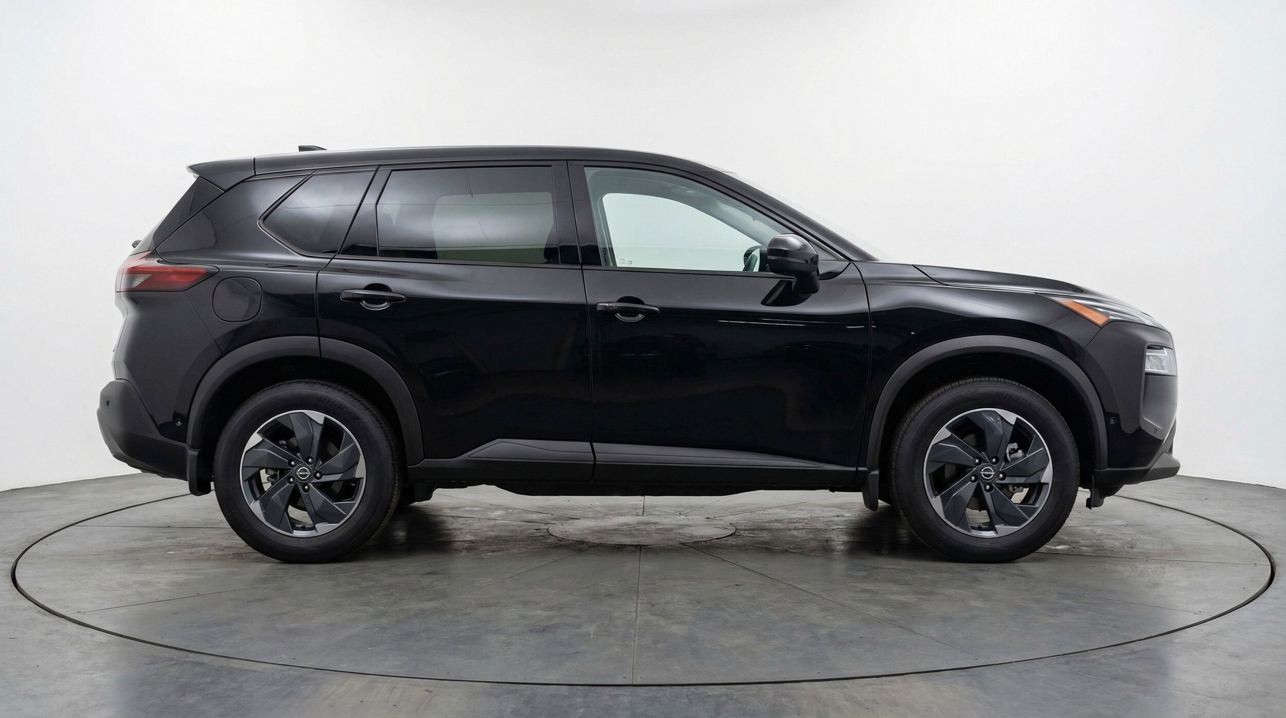 Thumbnail: 2025 Nissan Rogue - 9