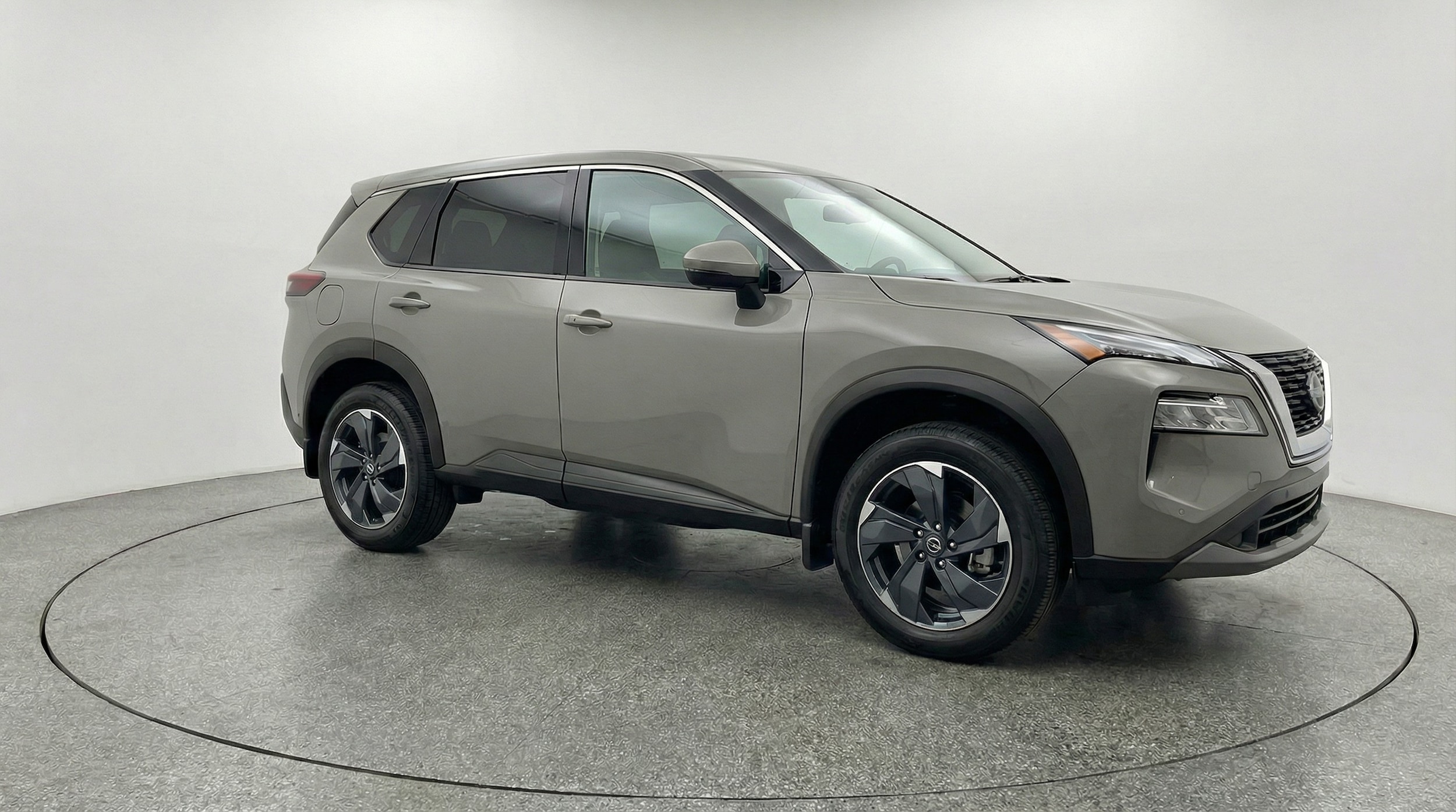 Thumbnail: 2025 Nissan Rogue - 1