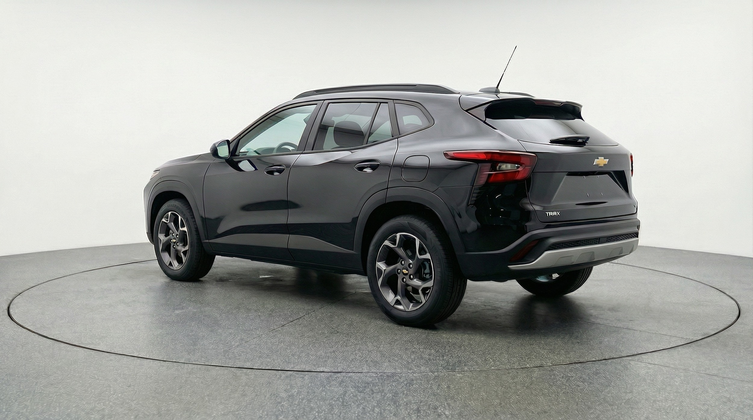 Thumbnail: 2025 Chevrolet Trax - 5