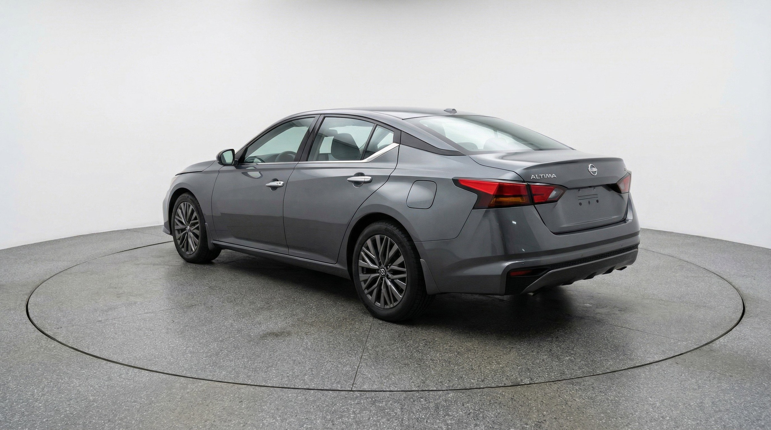 Thumbnail: 2025 Nissan Altima - 5