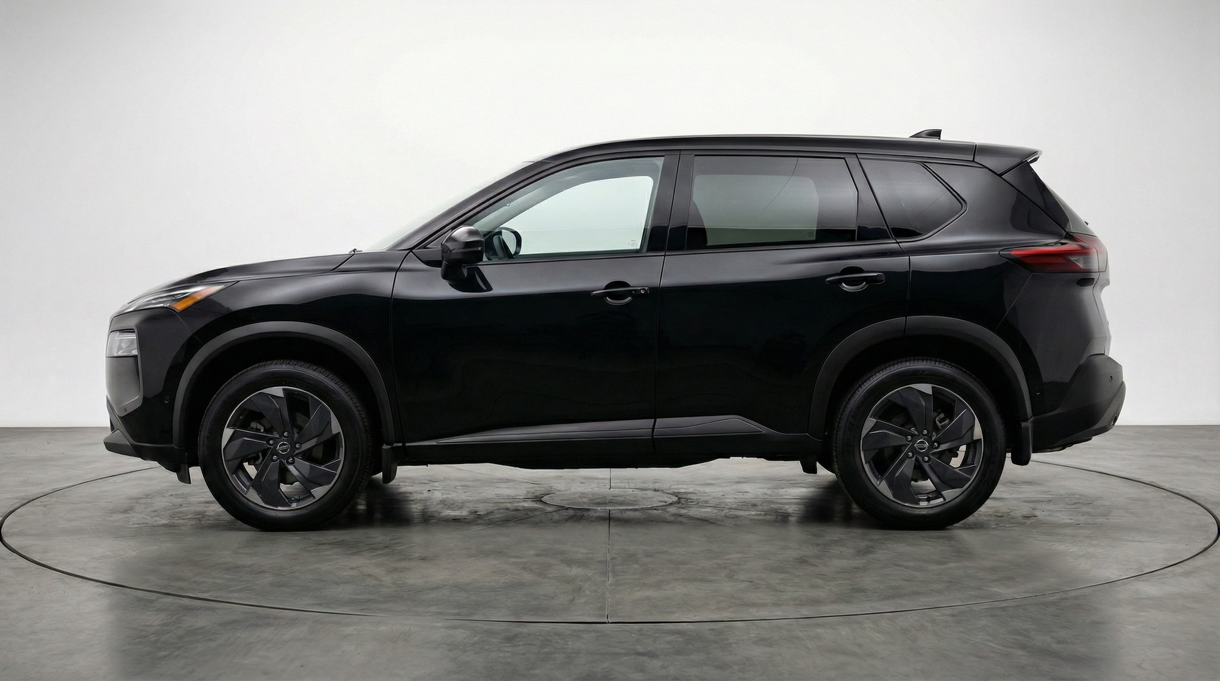 Thumbnail: 2025 Nissan Rogue - 4