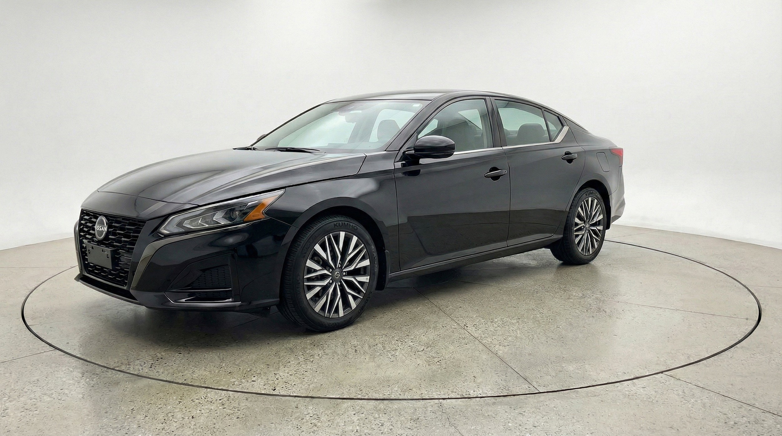 Thumbnail: 2025 Nissan Altima - 2