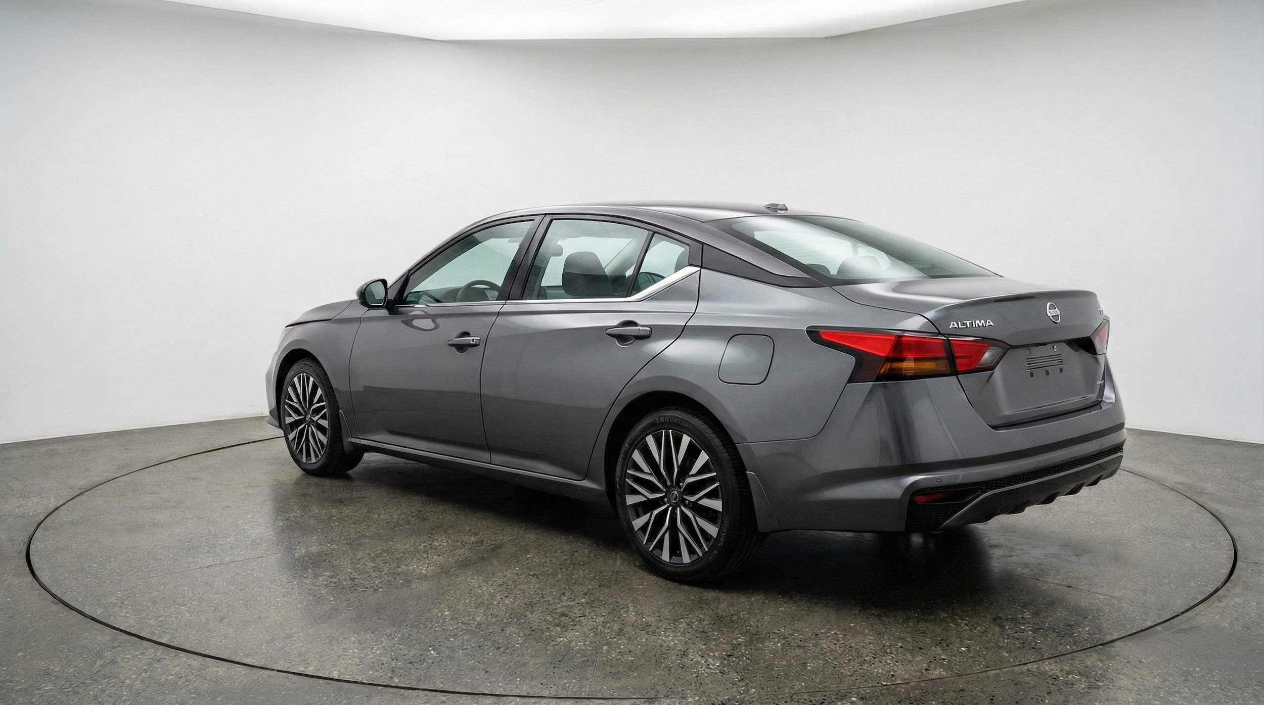 Thumbnail: 2025 Nissan Altima - 5