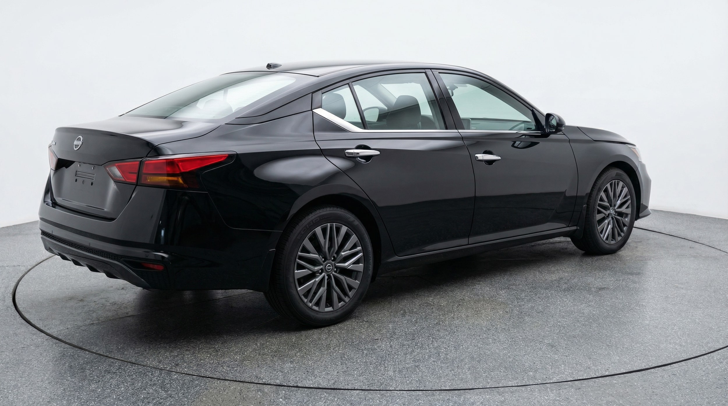 Thumbnail: 2025 Nissan Altima - 7