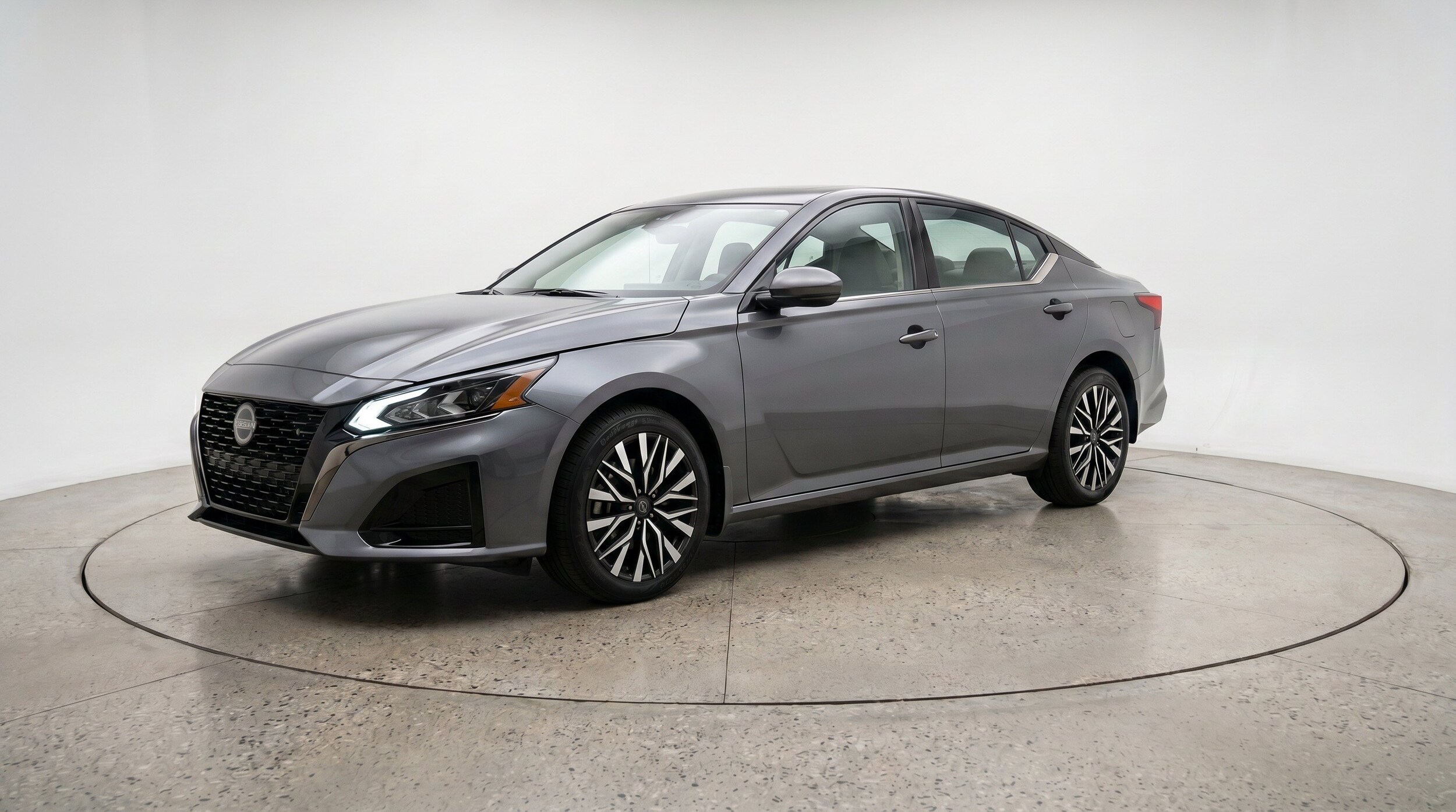Thumbnail: 2025 Nissan Altima - 3