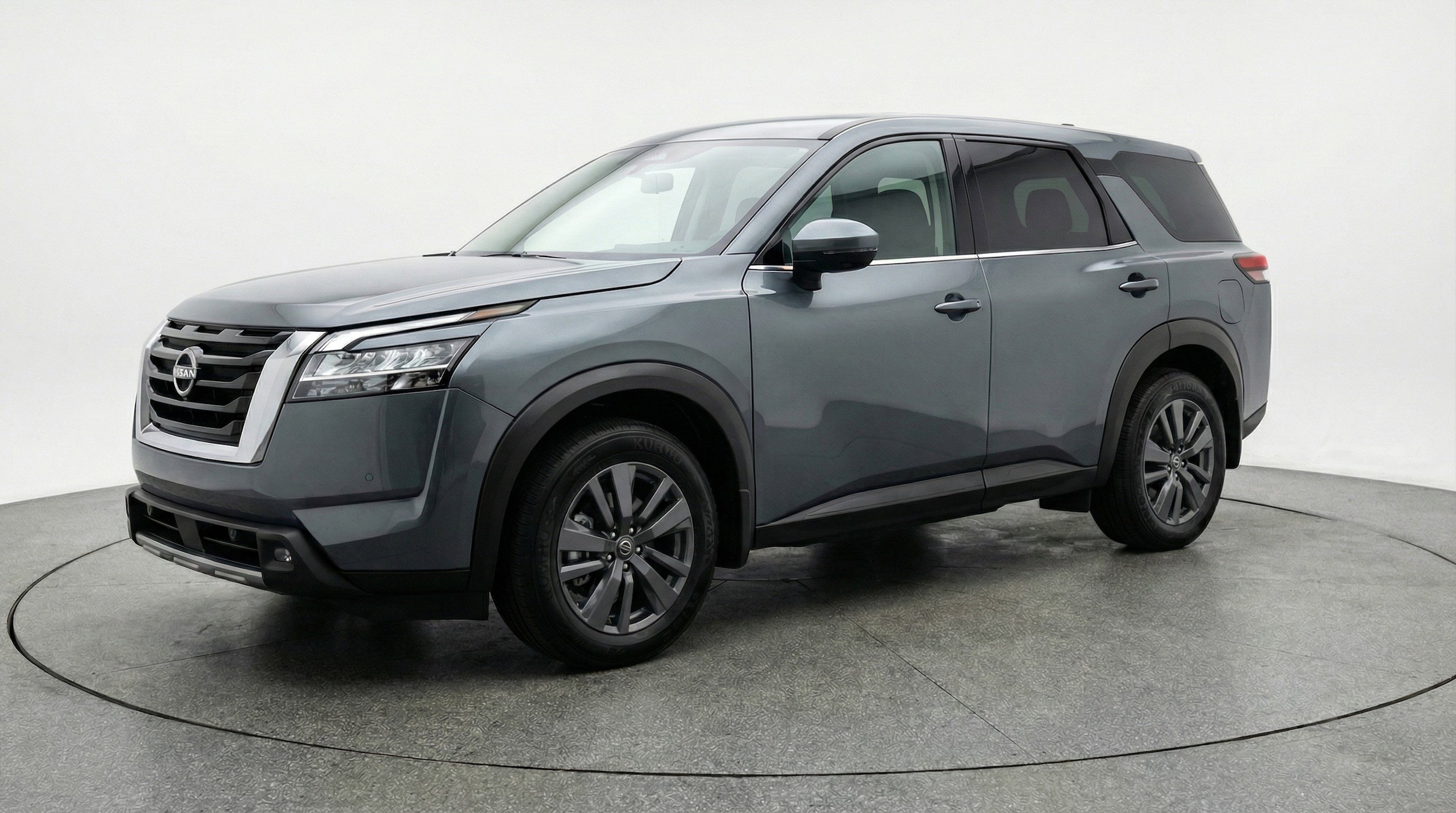 Thumbnail: 2025 Nissan Pathfinder - 2