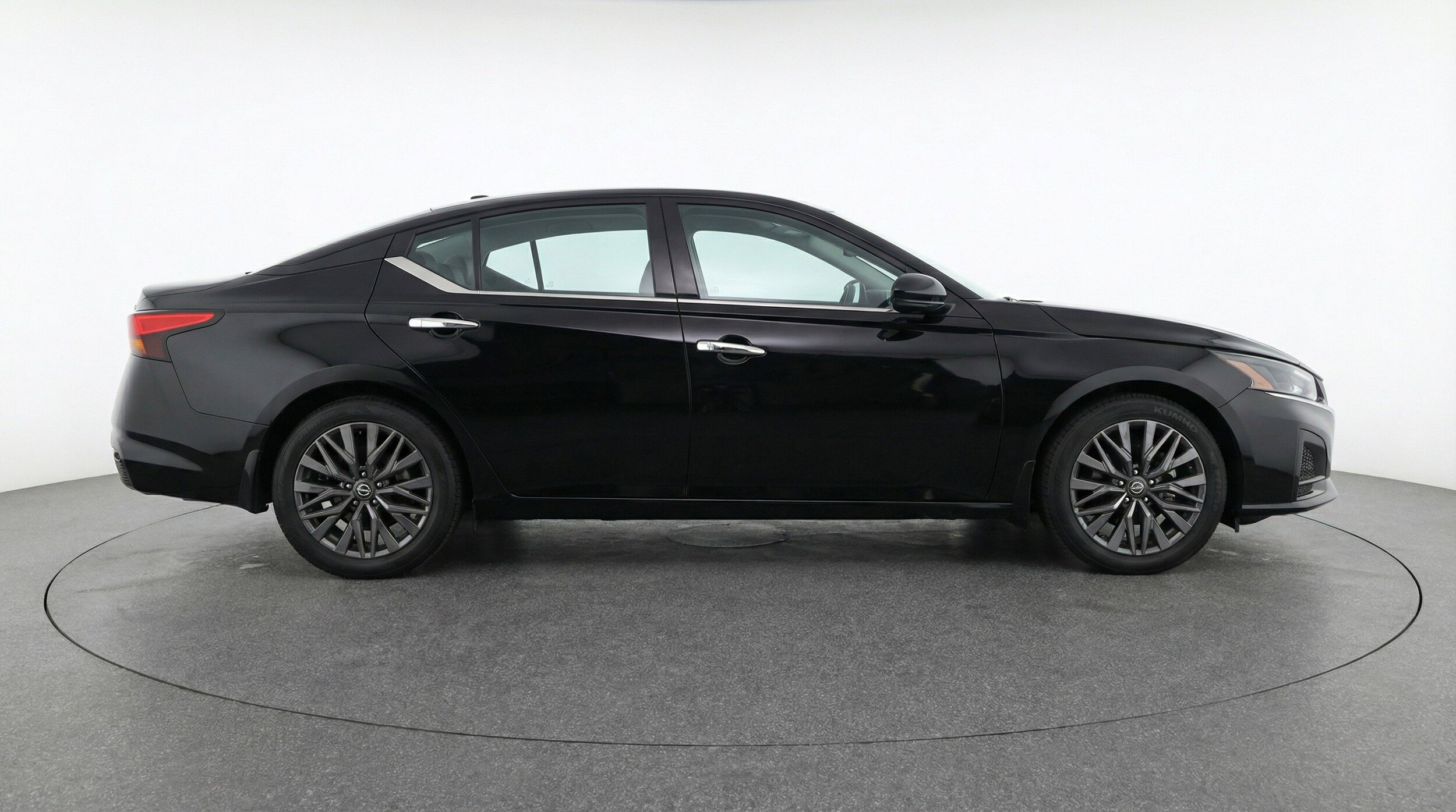 Thumbnail: 2025 Nissan Altima - 11