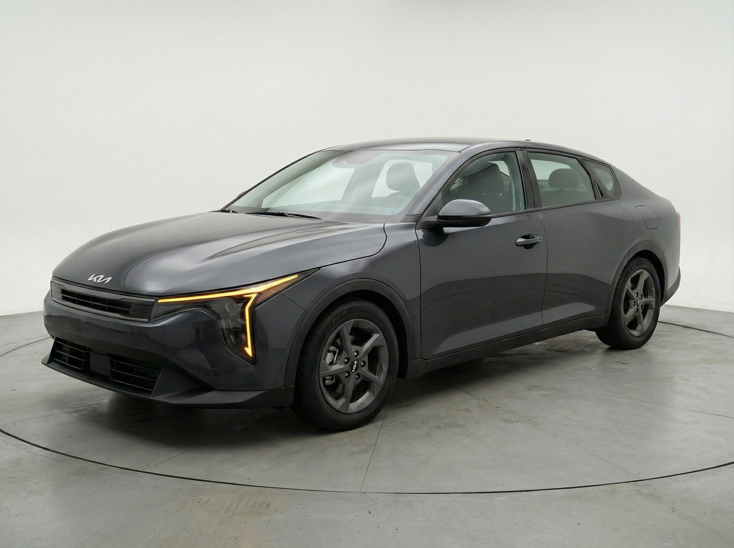 Thumbnail: 2025 Kia K4 - 3
