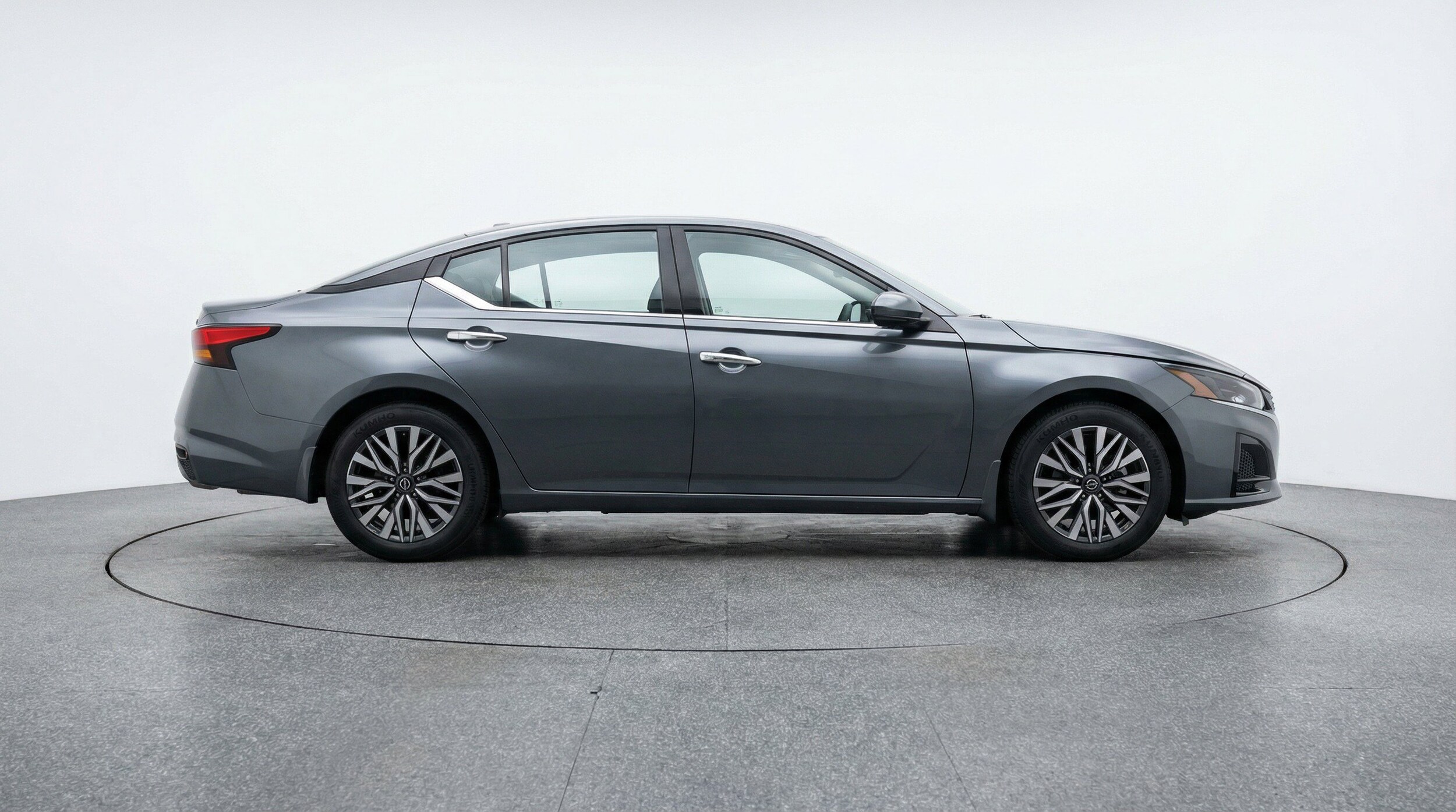 Thumbnail: 2025 Nissan Altima - 11