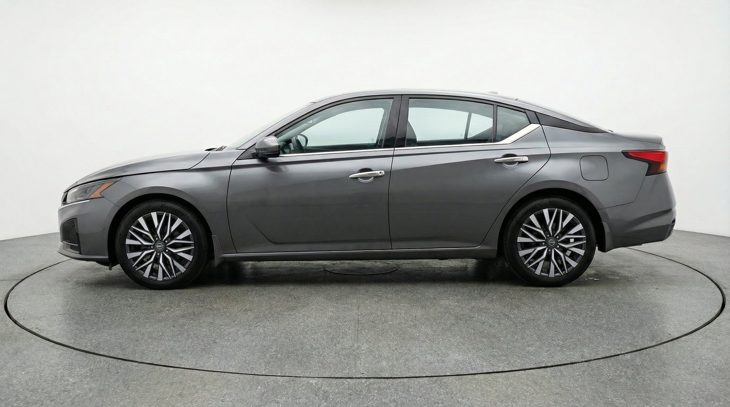 Thumbnail: 2025 Nissan Altima - 5