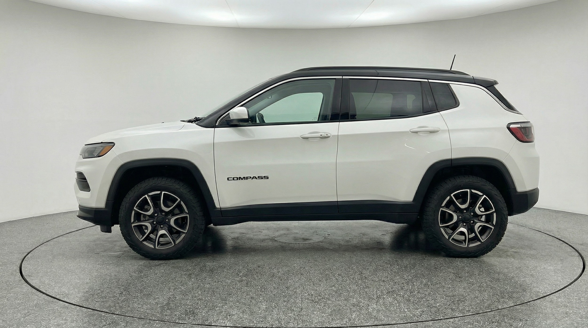 Thumbnail: 2025 Jeep Compass - 4
