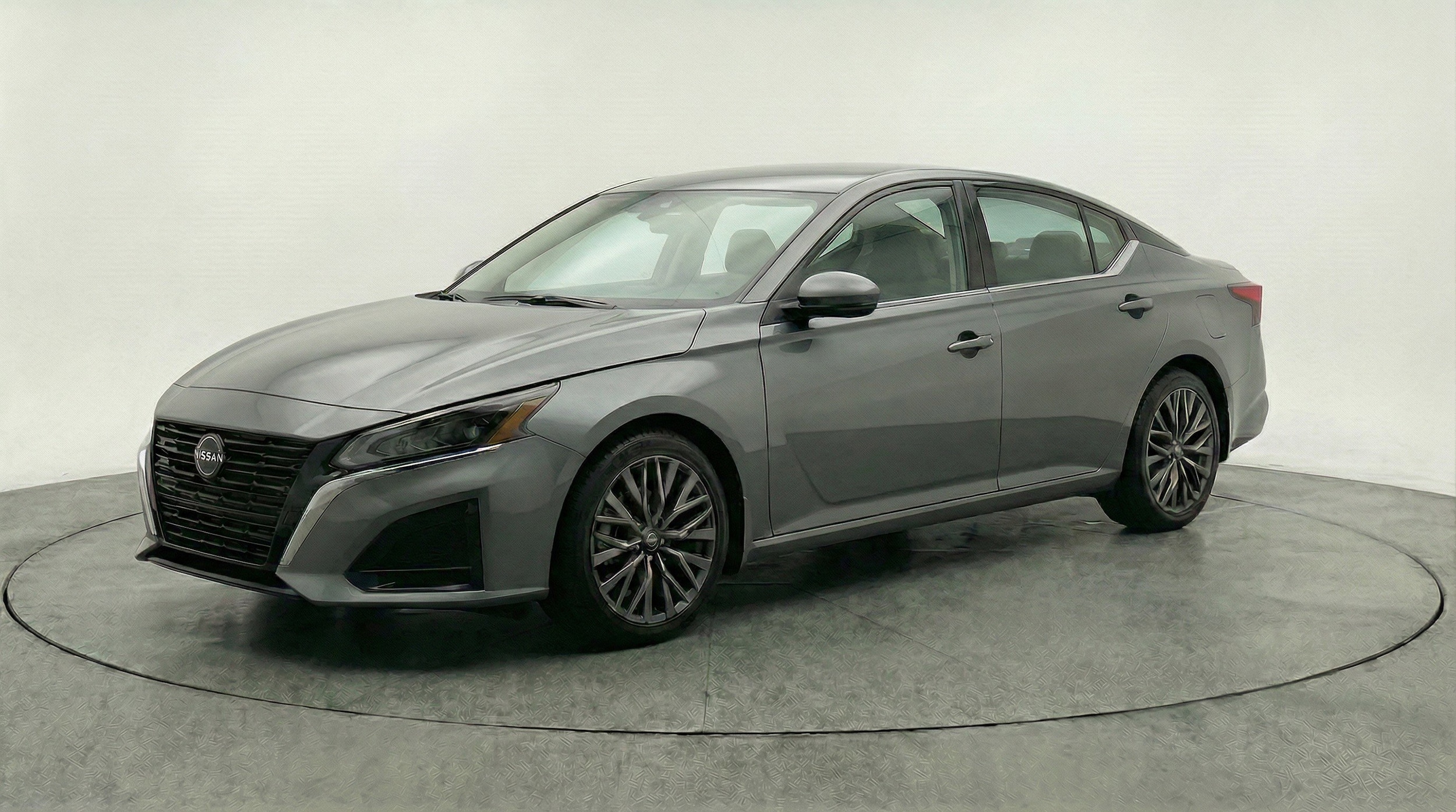Thumbnail: 2025 Nissan Altima - 2