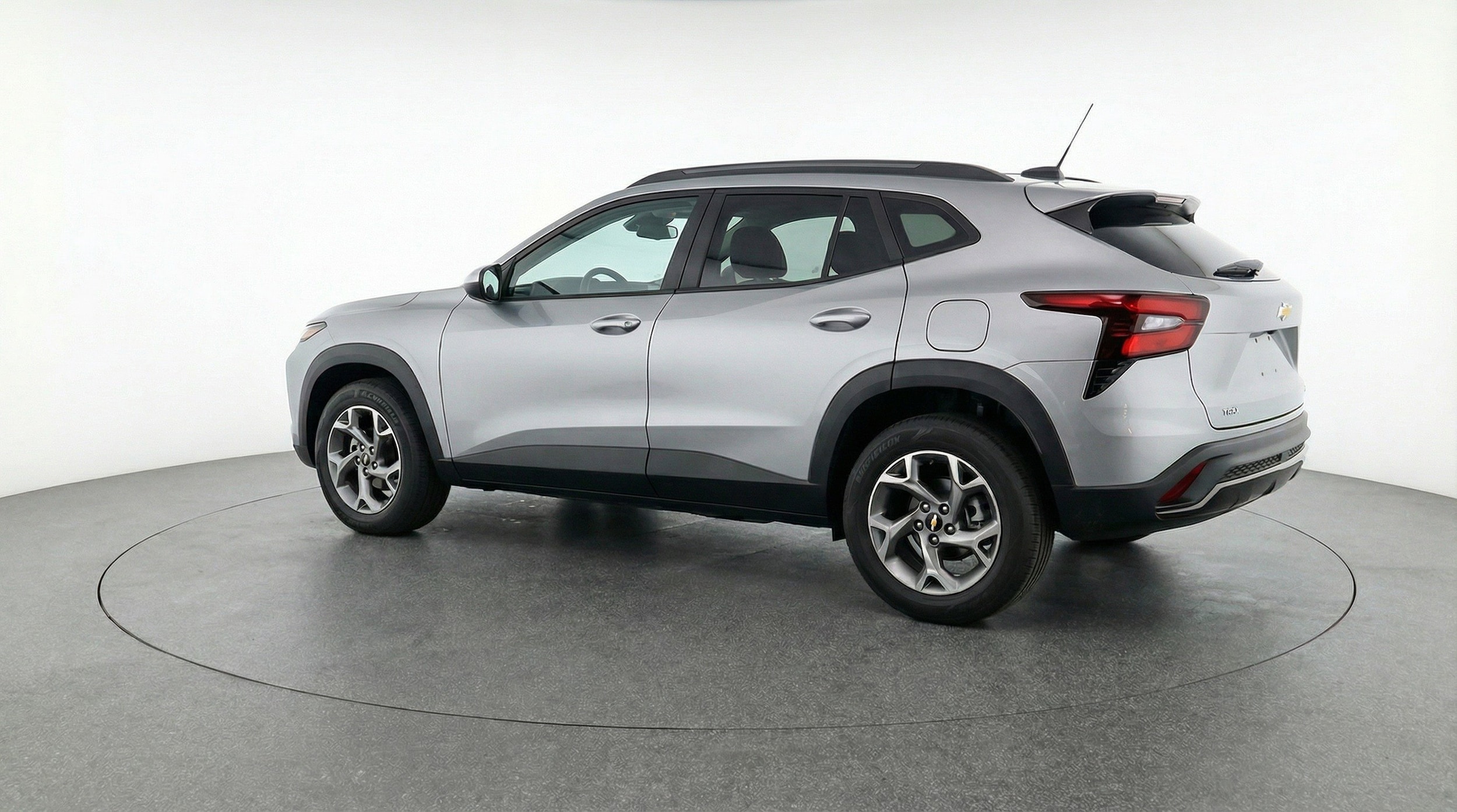 Thumbnail: 2025 Chevrolet Trax - 5