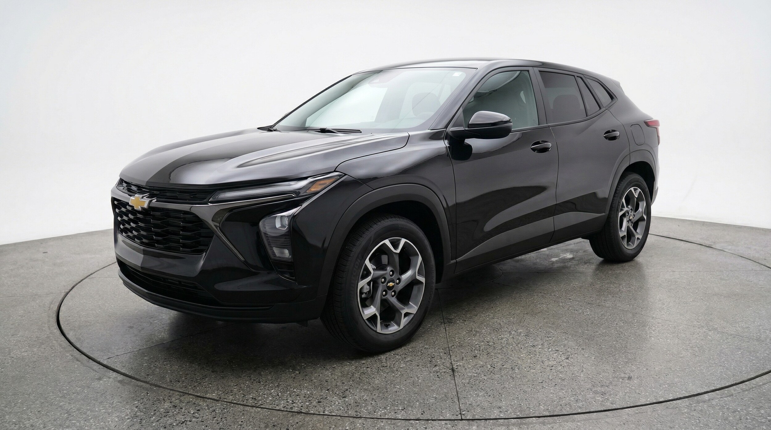 Thumbnail: 2025 Chevrolet Trax - 3