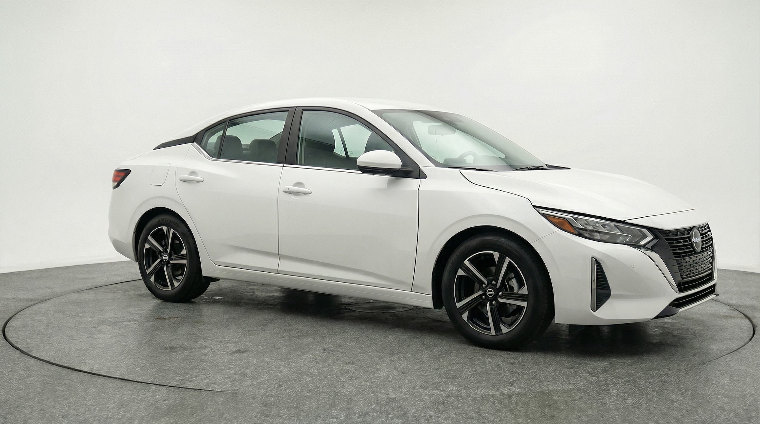 Thumbnail: 2025 Nissan Sentra - 1