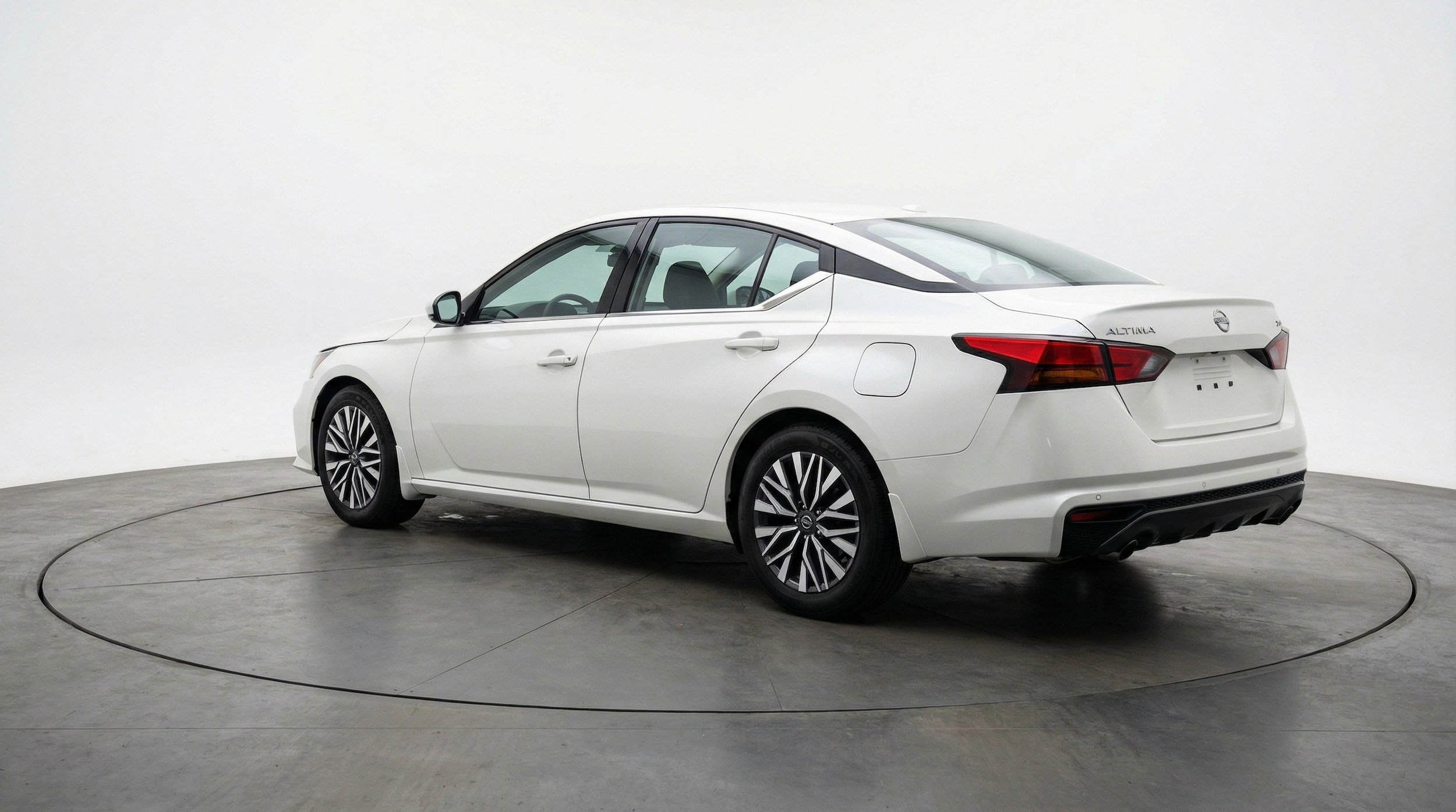 Thumbnail: 2025 Nissan Altima - 6