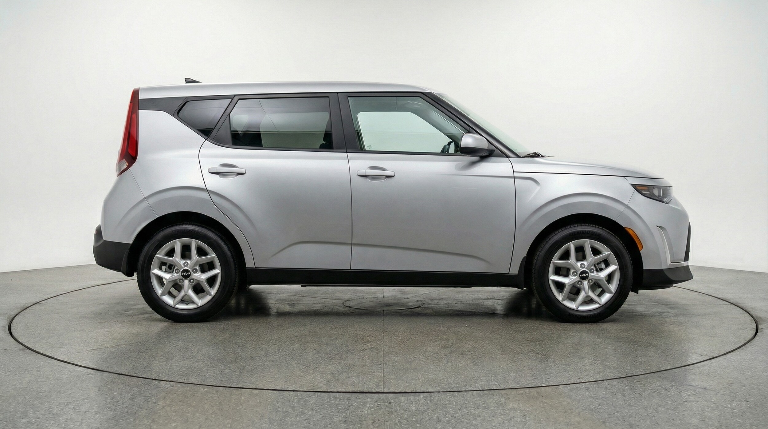 Thumbnail: 2025 Kia Soul - 8