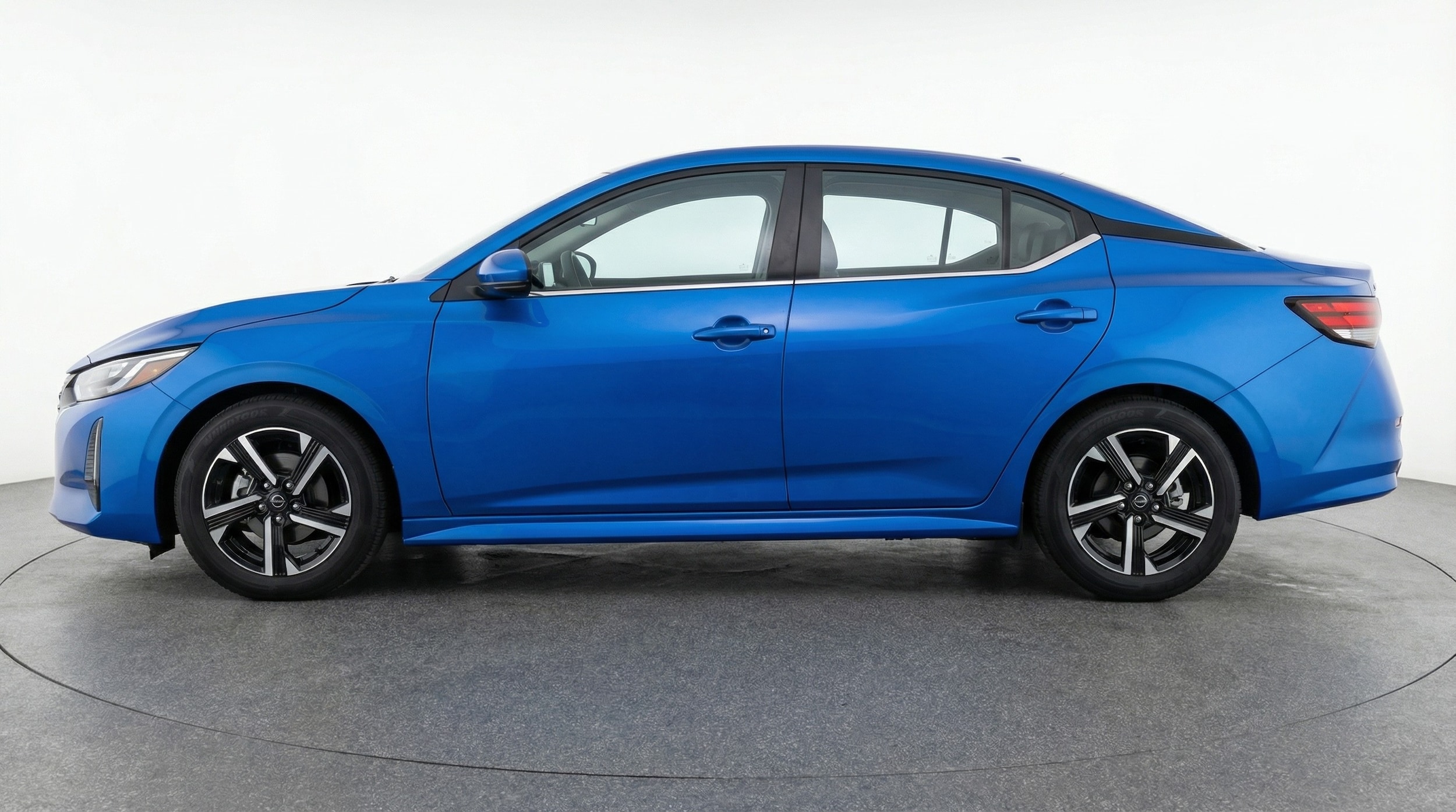 Thumbnail: 2025 Nissan Sentra - 4