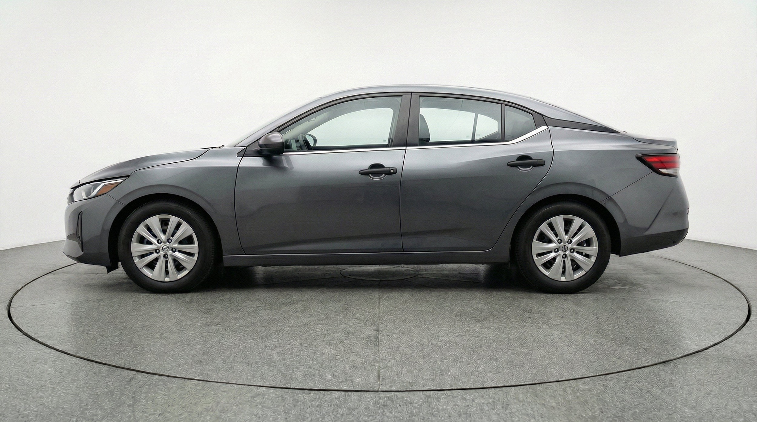 Thumbnail: 2025 Nissan Sentra - 5