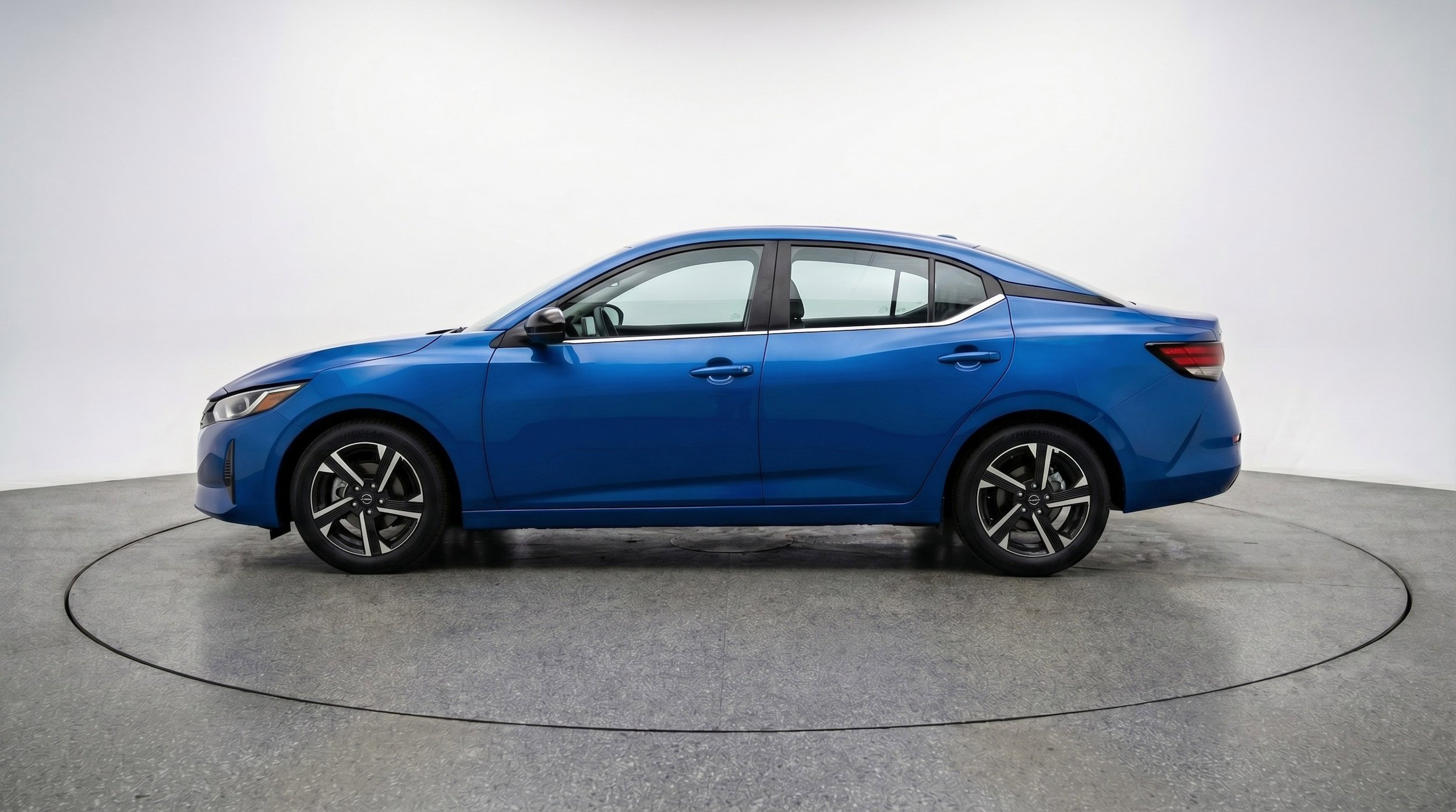 Thumbnail: 2025 Nissan Sentra - 4