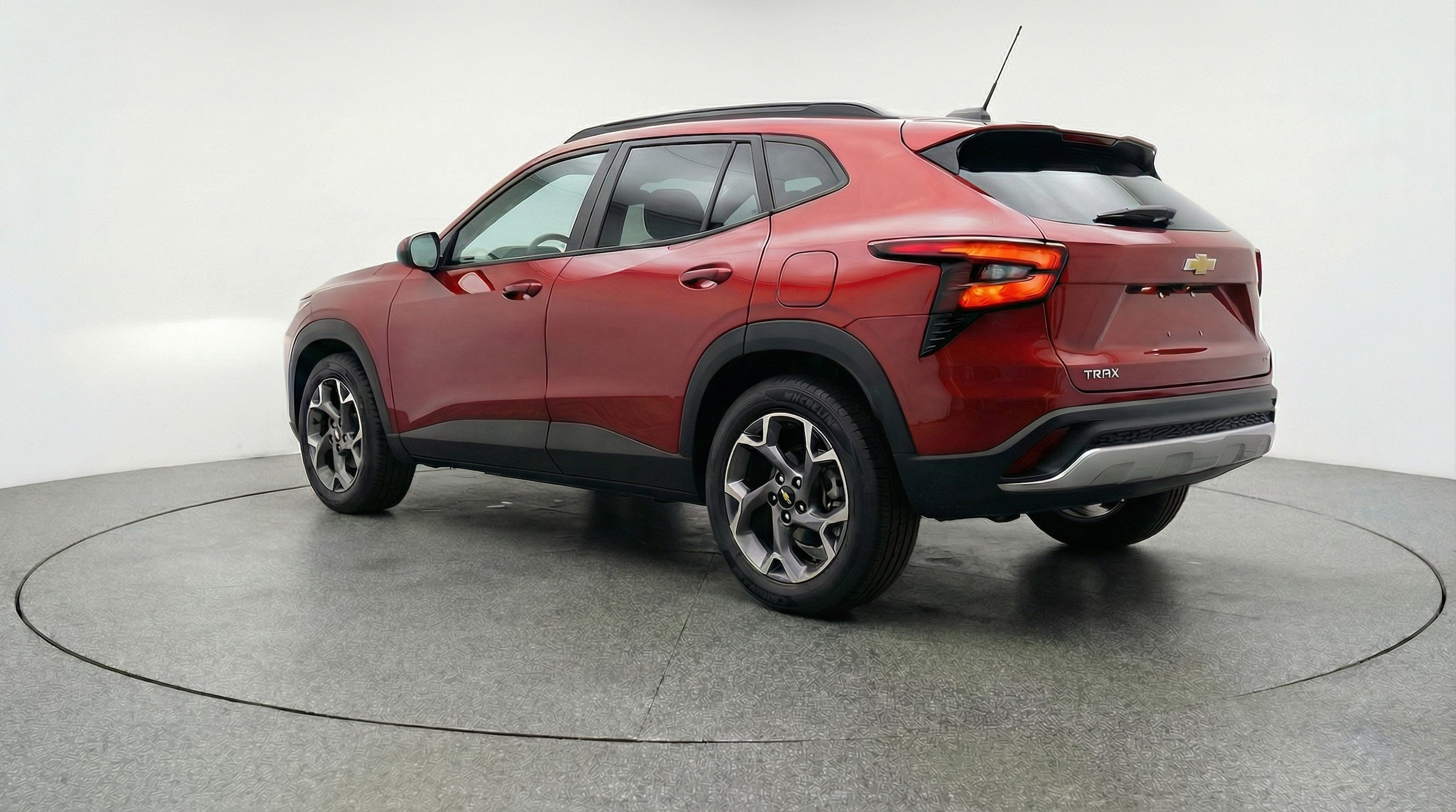 Thumbnail: 2025 Chevrolet Trax - 5