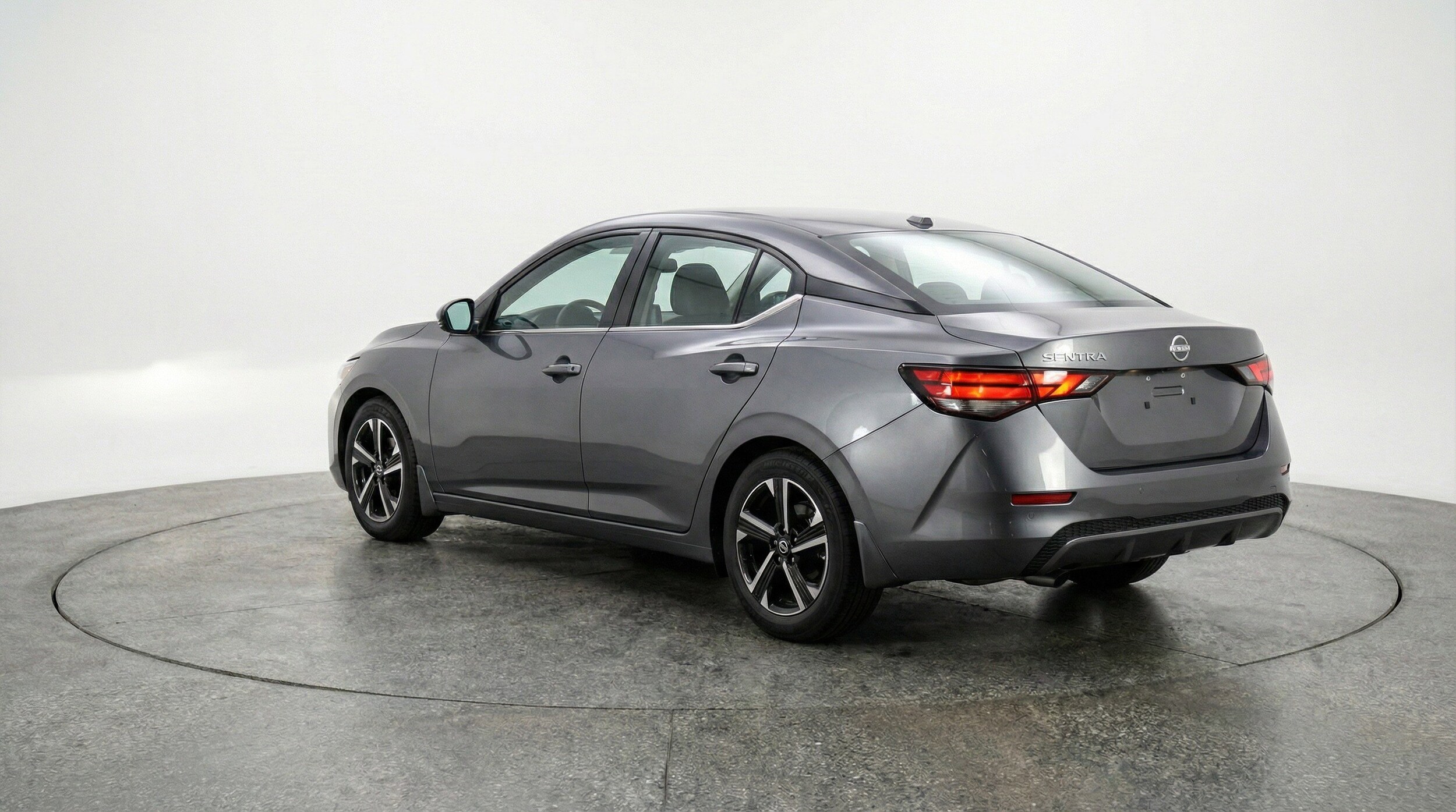 Thumbnail: 2025 Nissan Sentra - 5