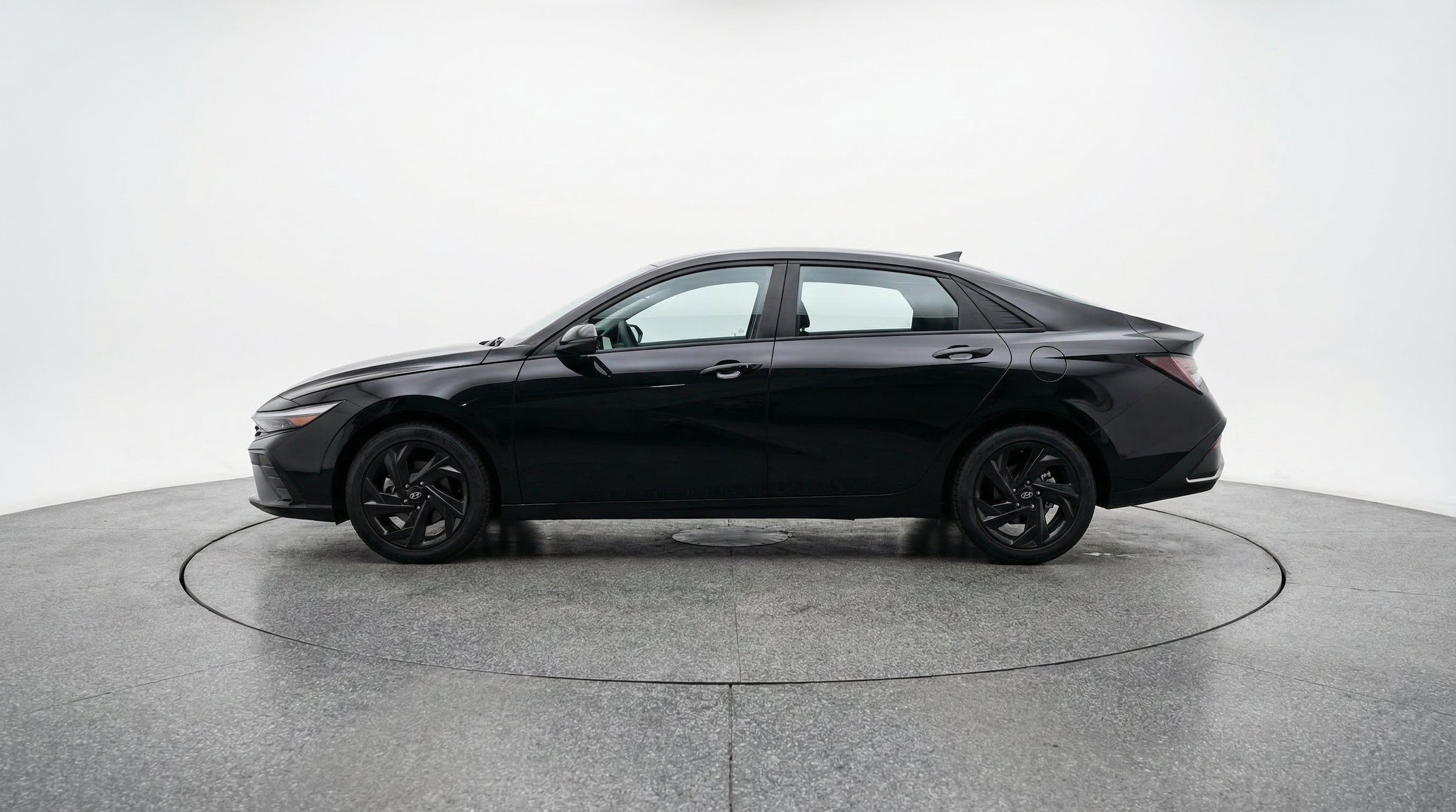 Thumbnail: 2026 Hyundai Elantra - 3