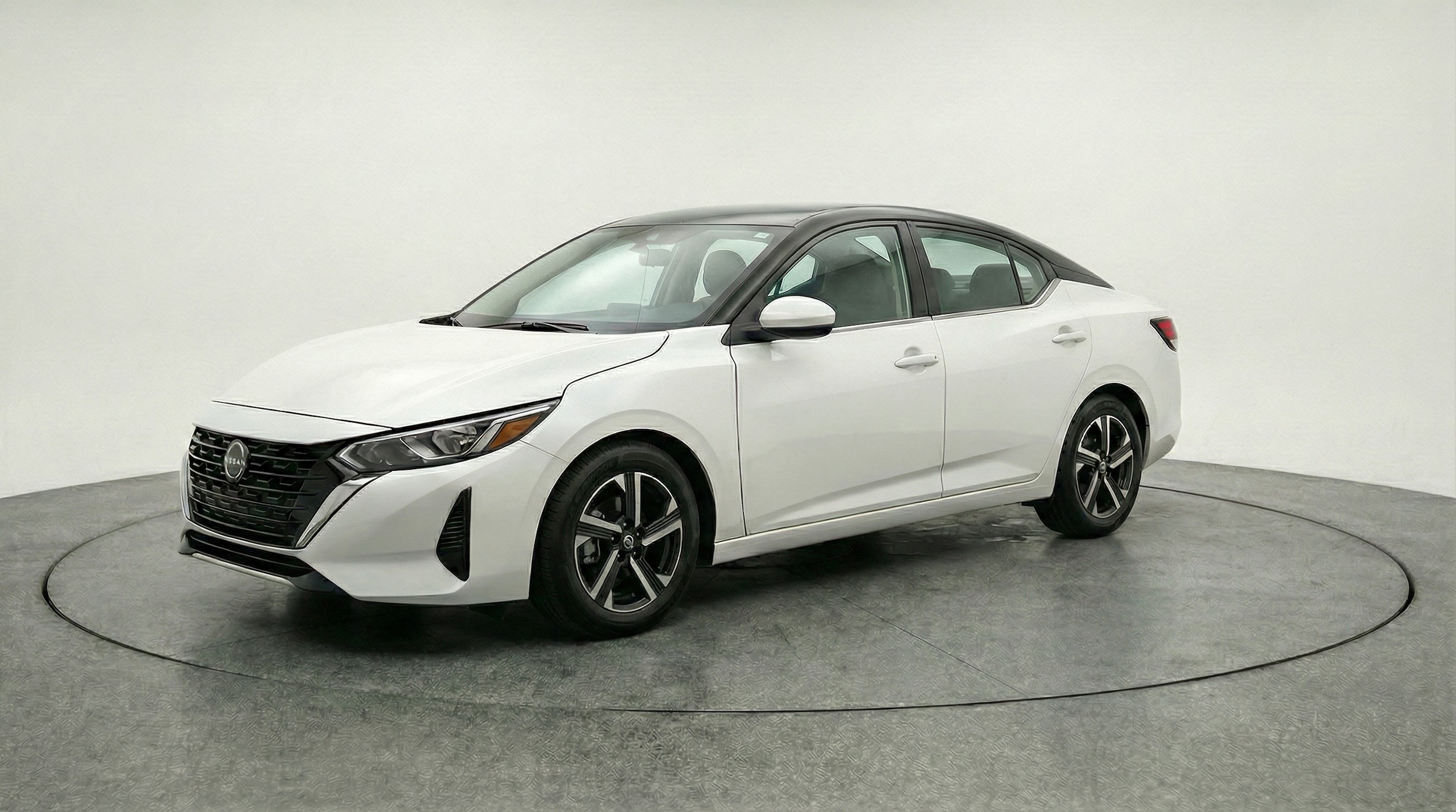 Thumbnail: 2025 Nissan Sentra - 3