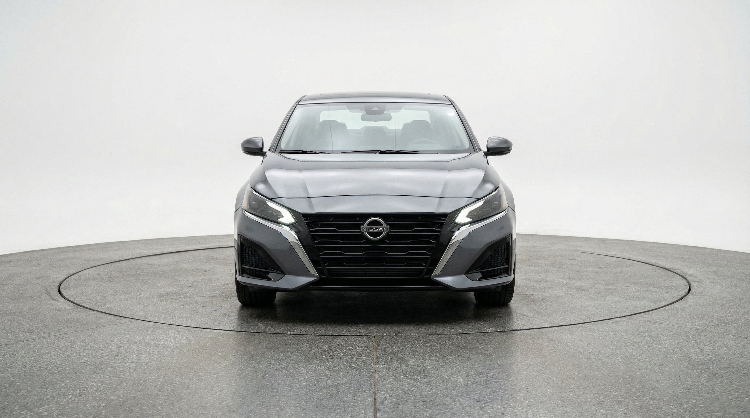 Thumbnail: 2025 Nissan Altima - 2