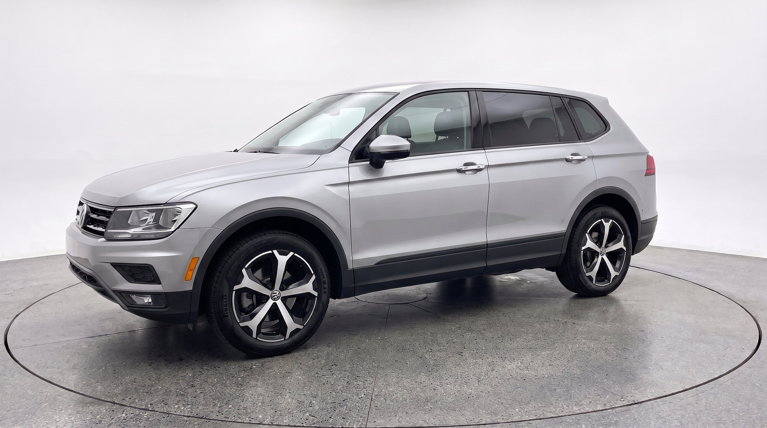 Thumbnail: 2026 Volkswagen Tiguan - 3