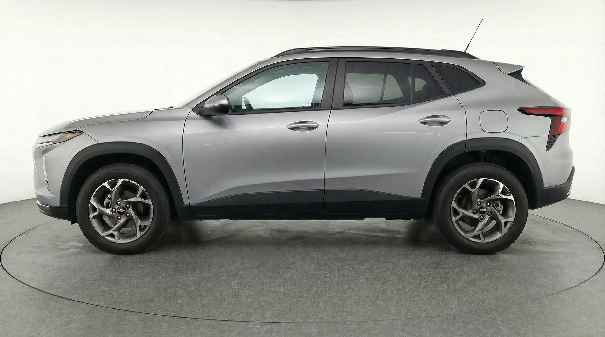 Thumbnail: 2025 Chevrolet Trax - 4