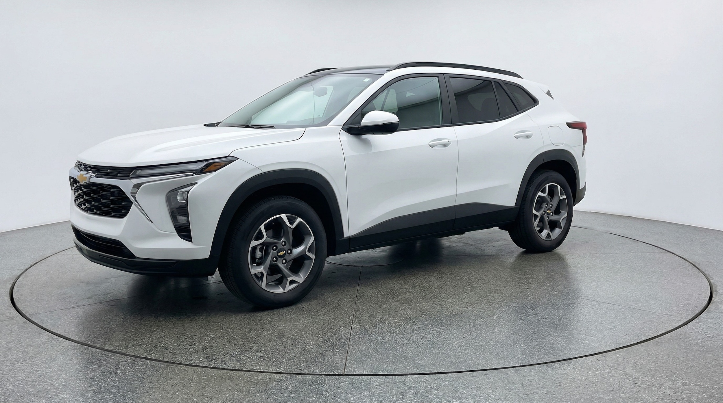 Thumbnail: 2025 Chevrolet Trax - 3