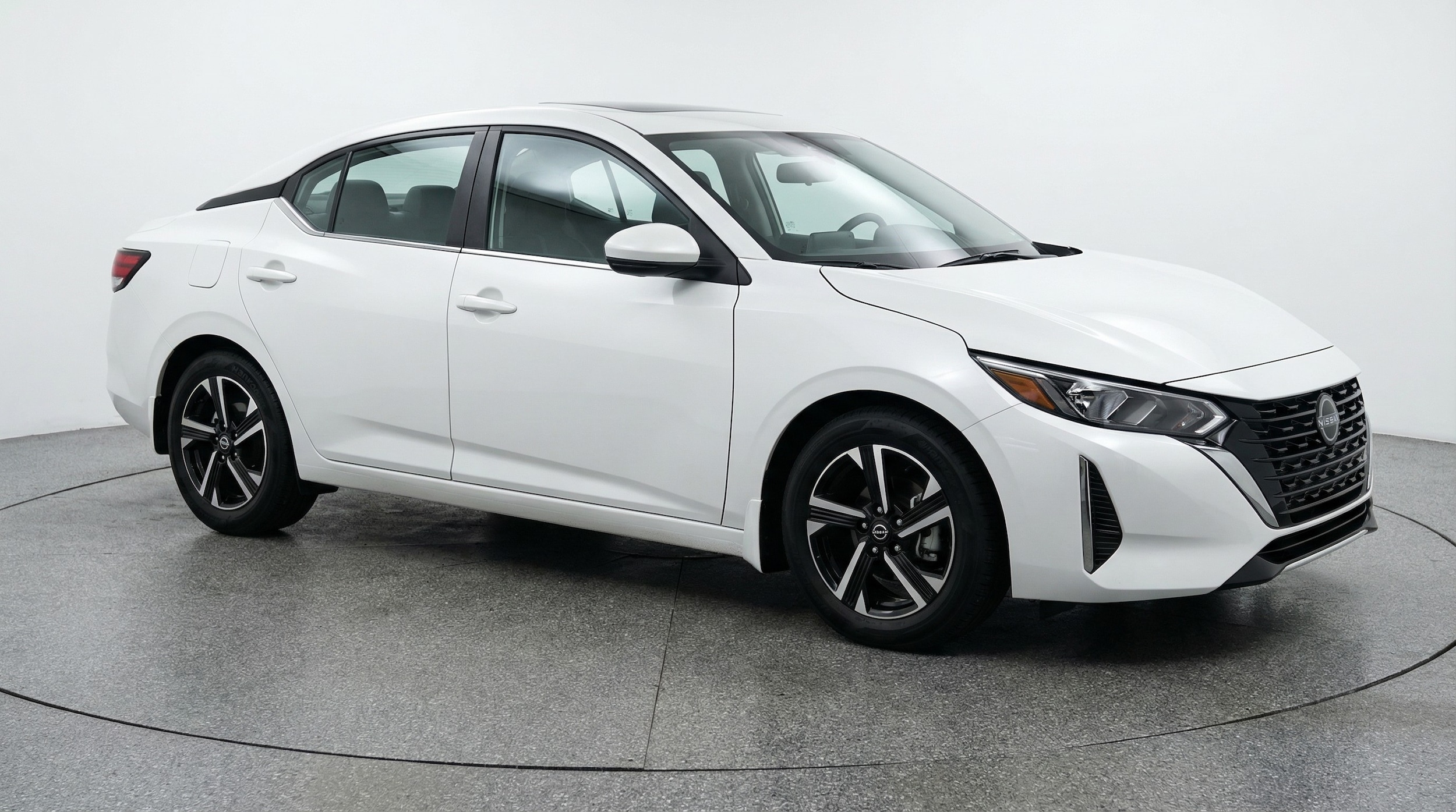 Thumbnail: 2025 Nissan Sentra - 1