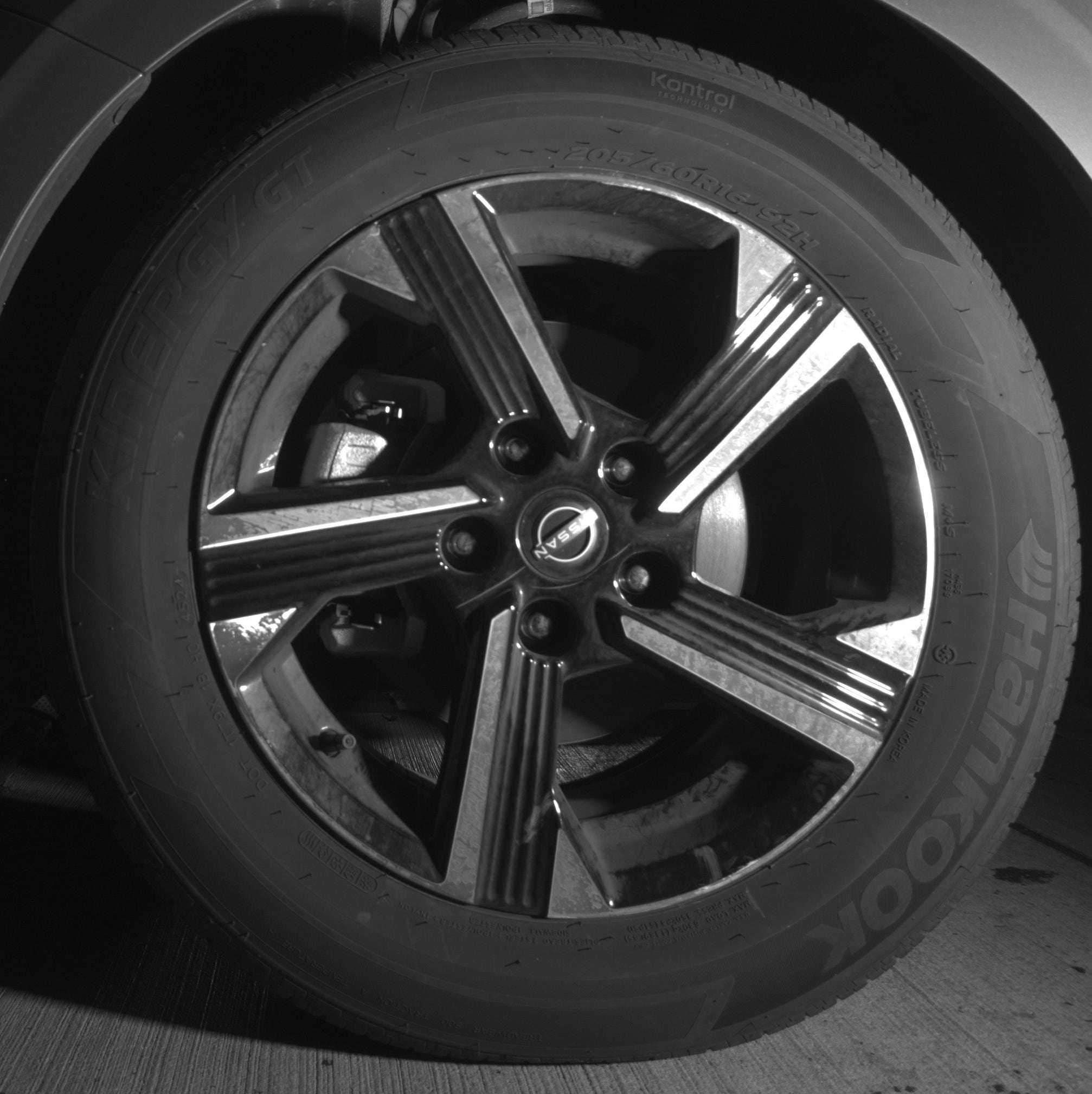 Thumbnail: 2025 Nissan Sentra - 9