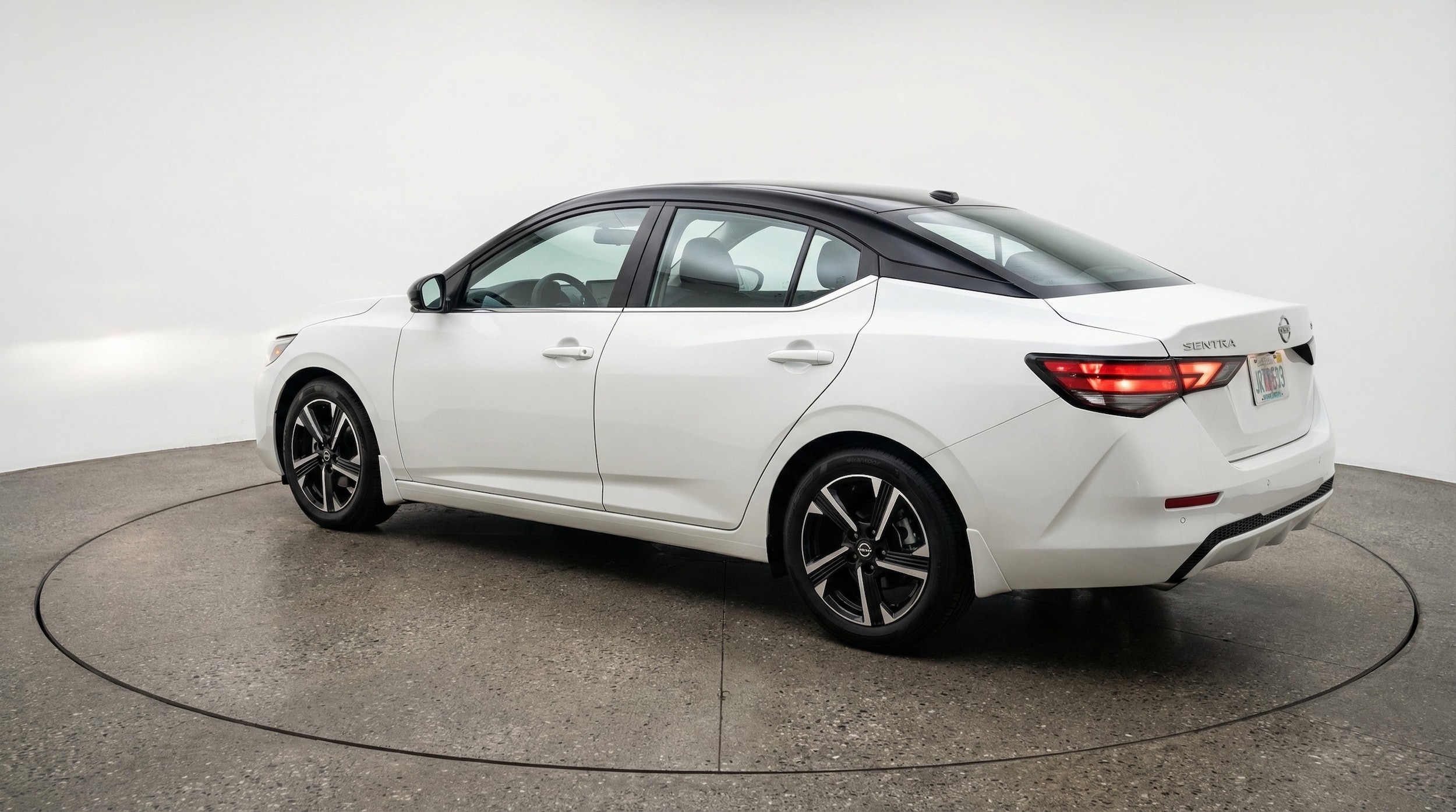 Thumbnail: 2025 Nissan Sentra - 5