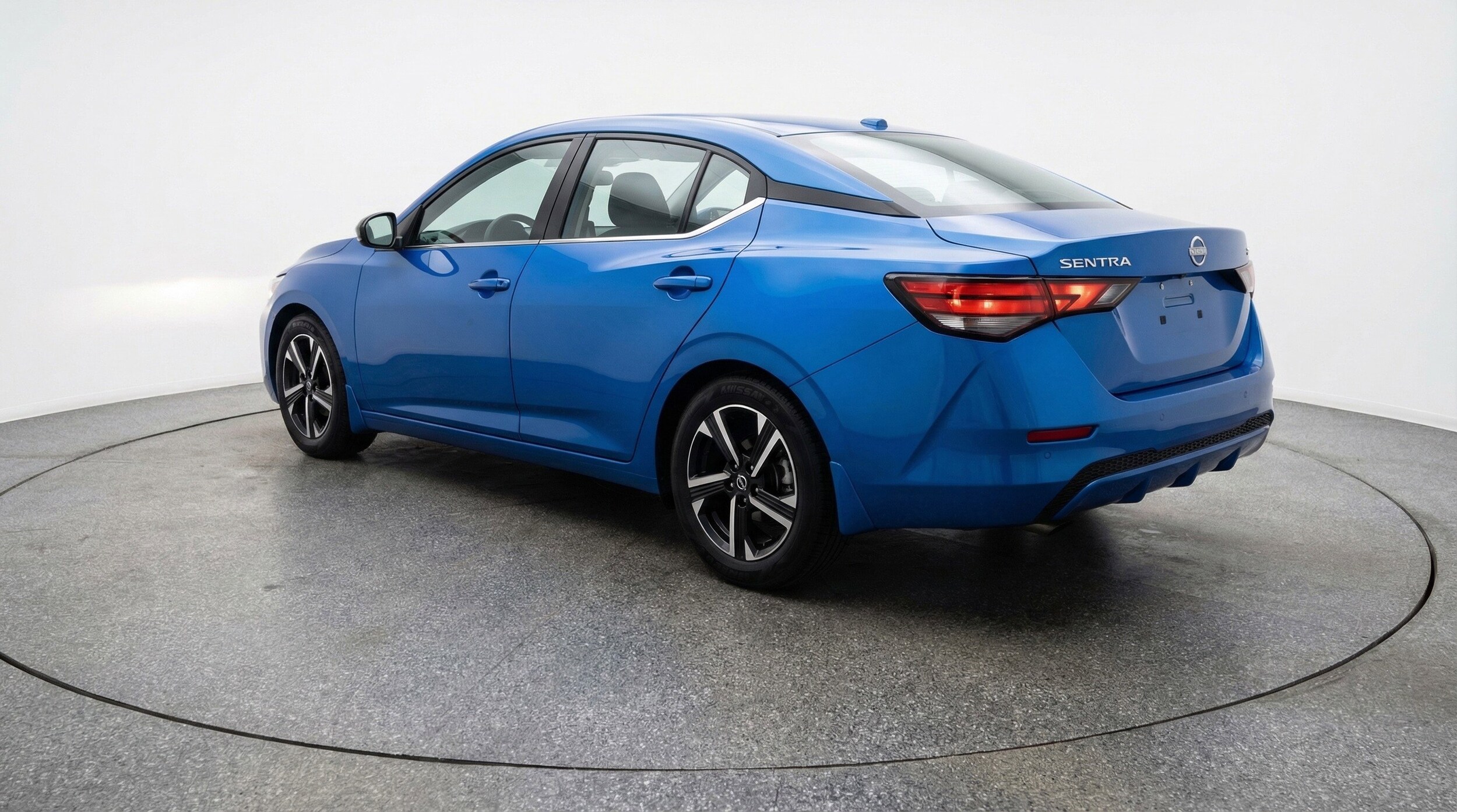 Thumbnail: 2025 Nissan Sentra - 5