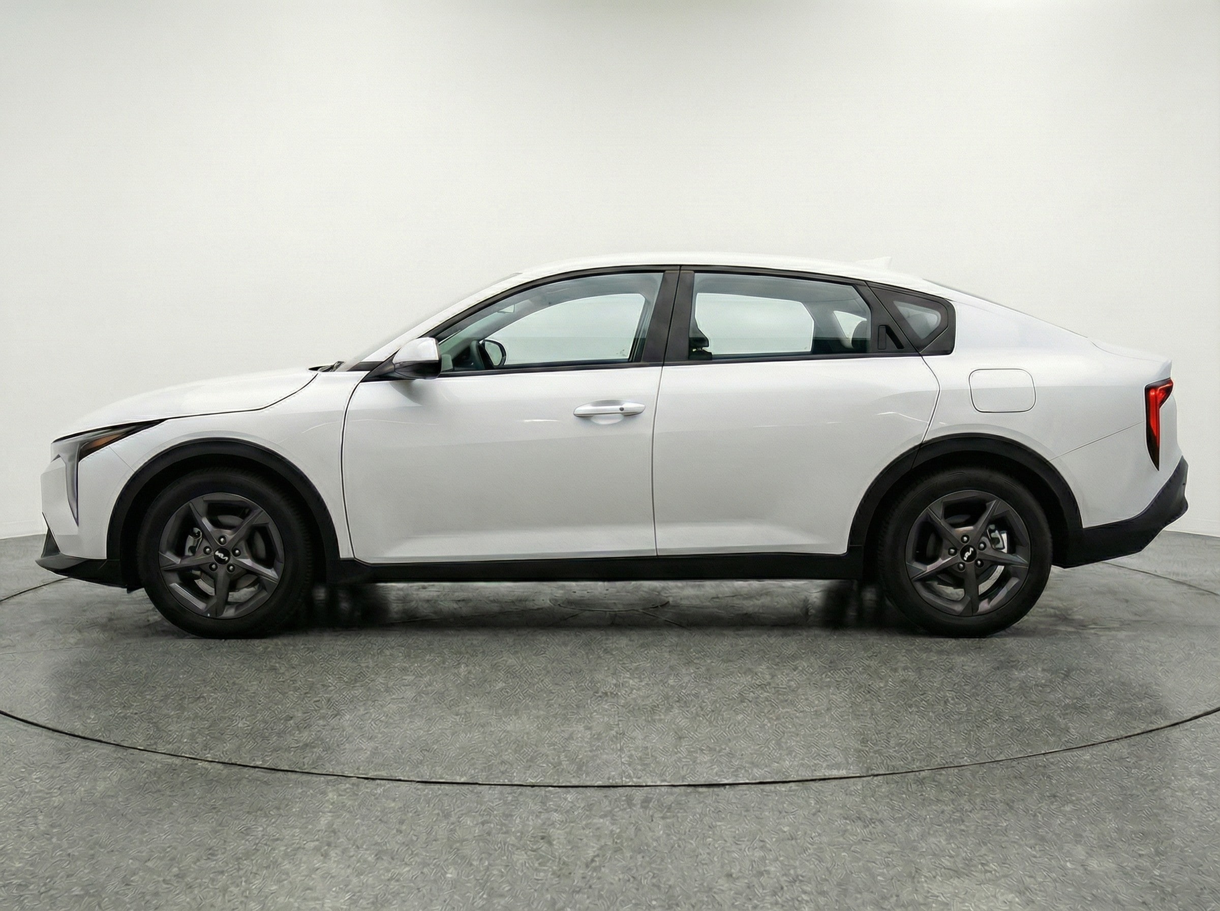 Thumbnail: 2025 Kia K4 - 4