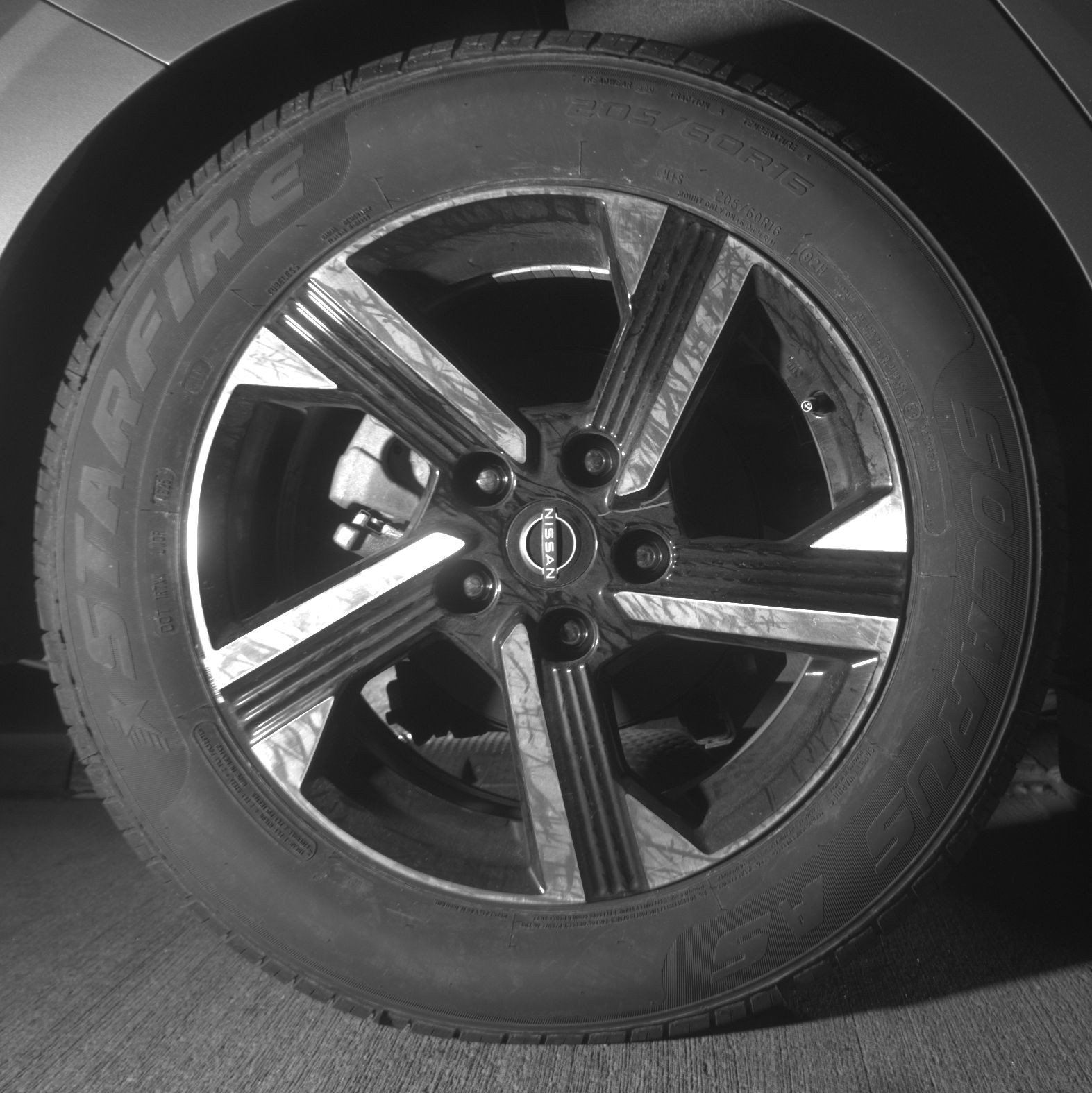 Thumbnail: 2025 Nissan Sentra - 14