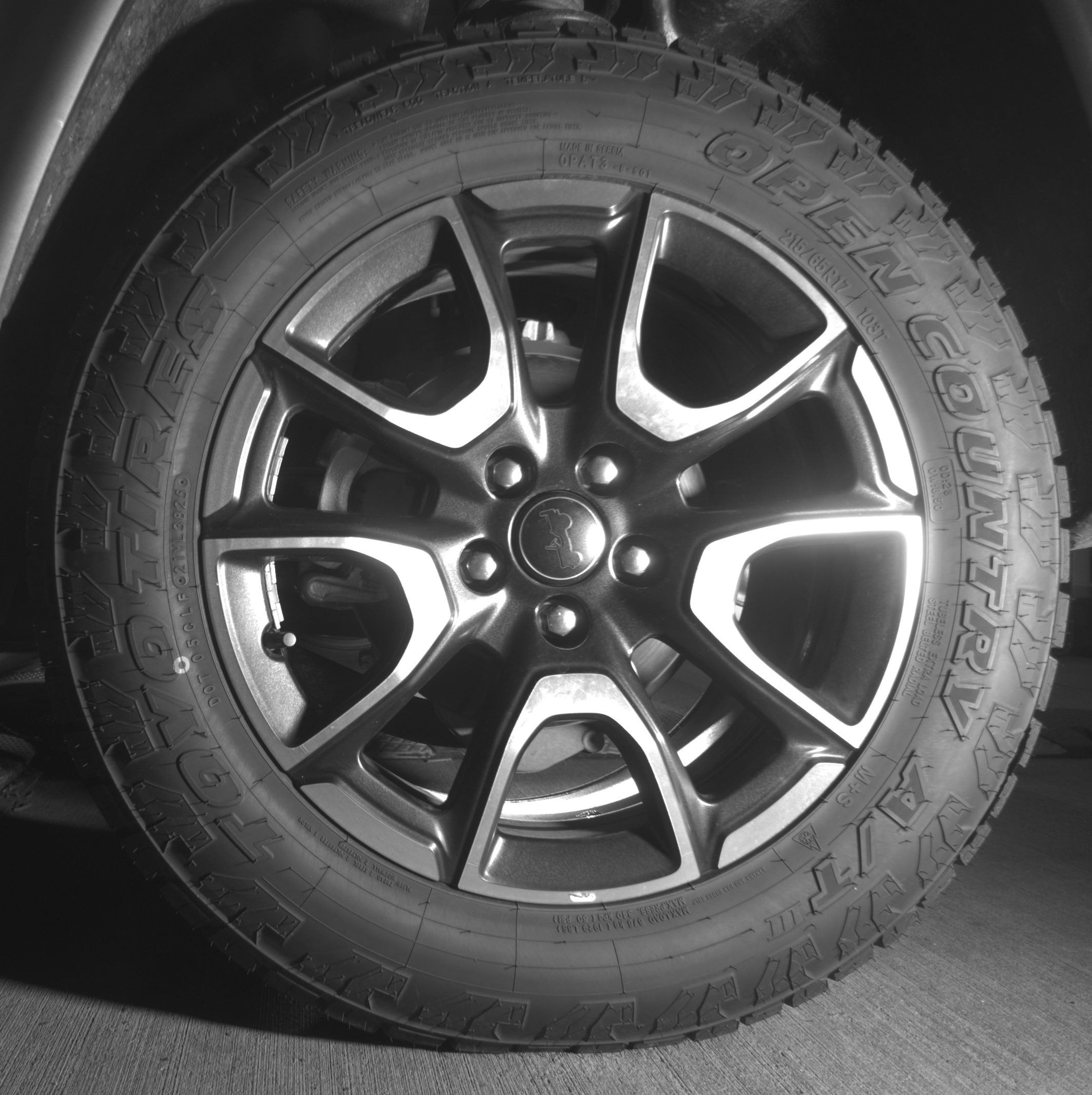 Thumbnail: 2025 Jeep Compass - 13