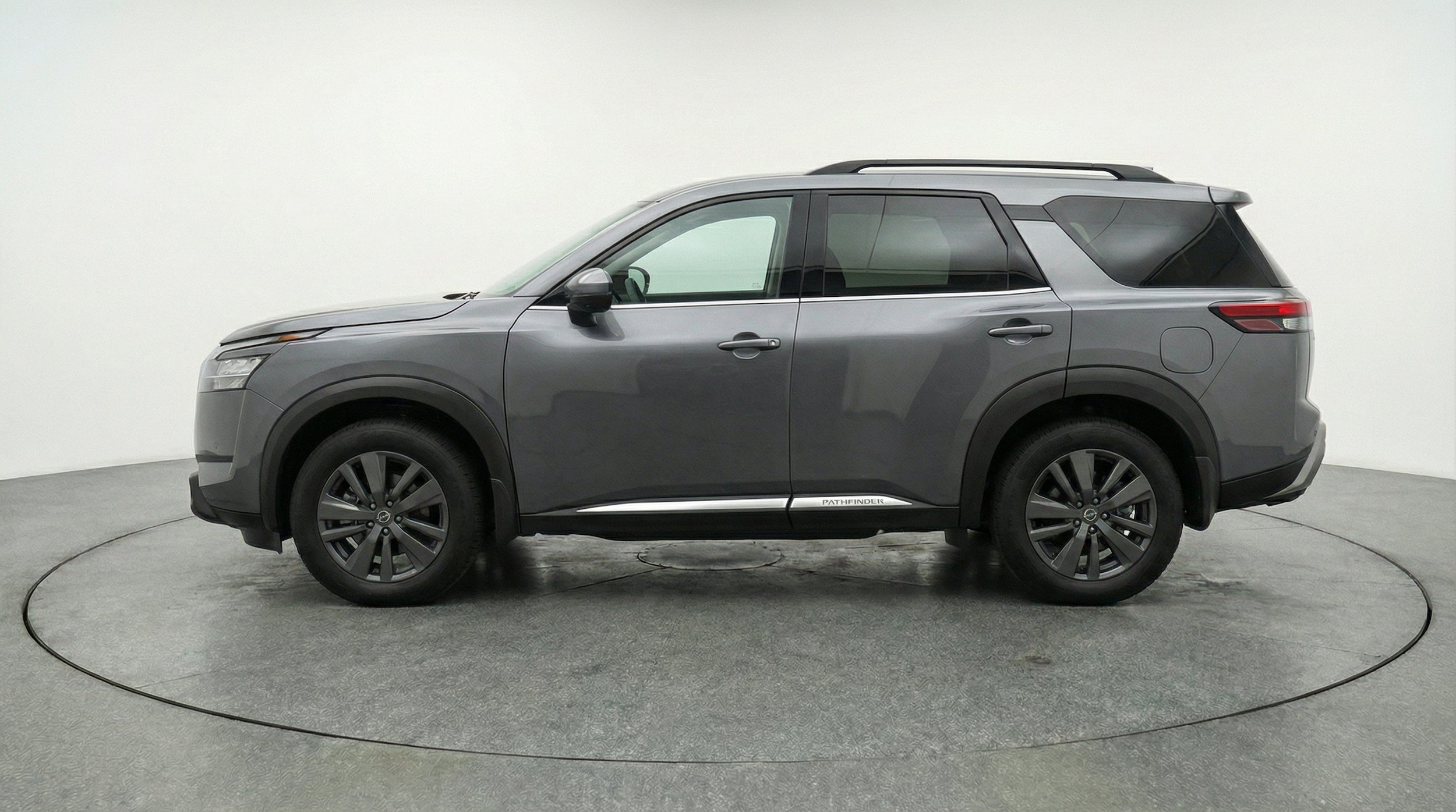 Thumbnail: 2025 Nissan Pathfinder - 3