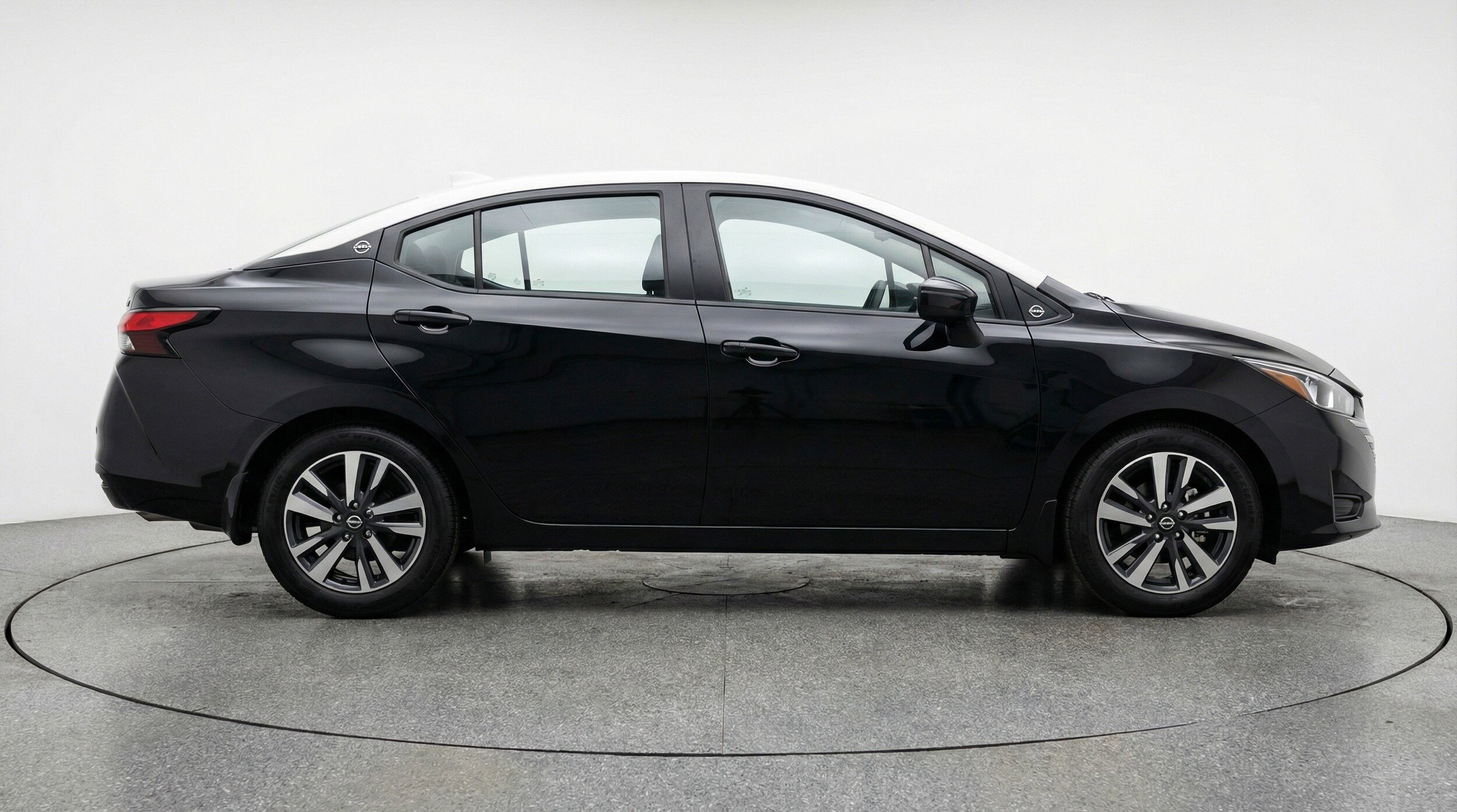 Thumbnail: 2025 Nissan Versa - 9