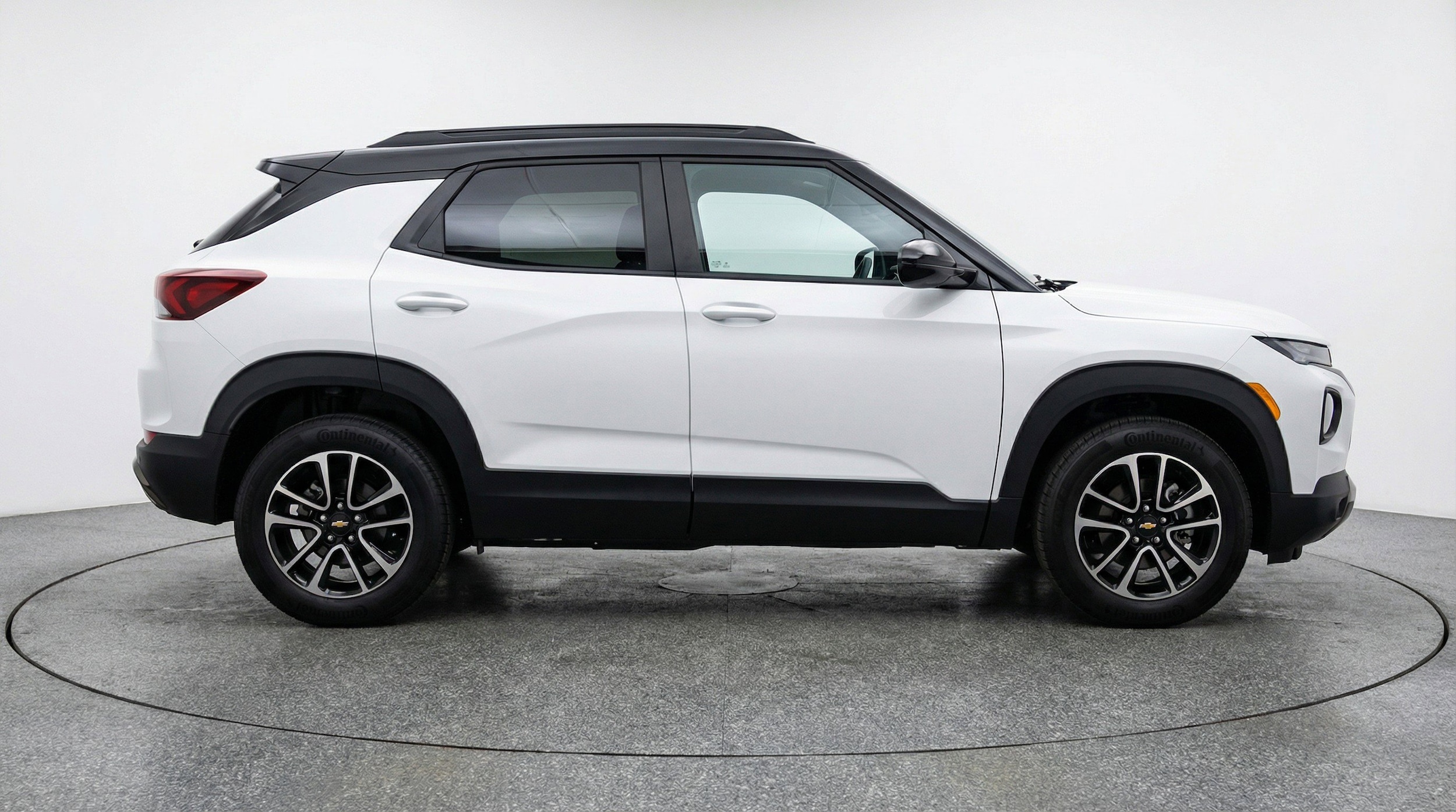 Thumbnail: 2025 Chevrolet TrailBlazer - 11