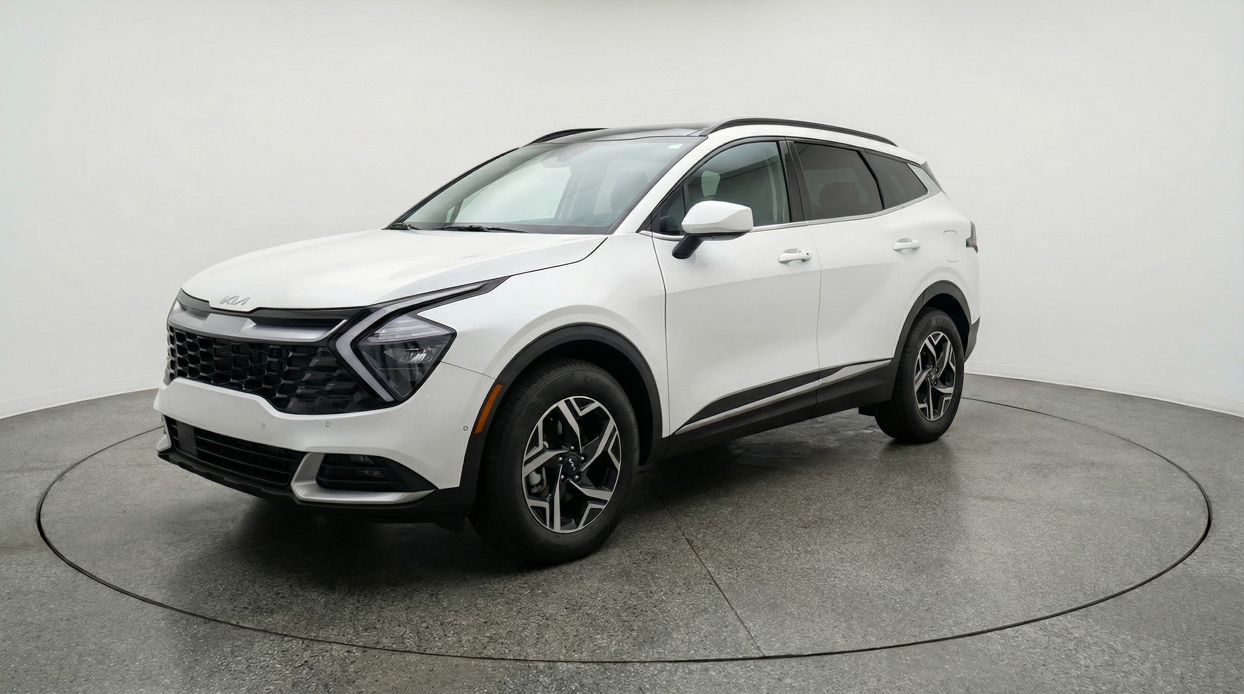 Thumbnail: 2025 Kia Sportage - 3