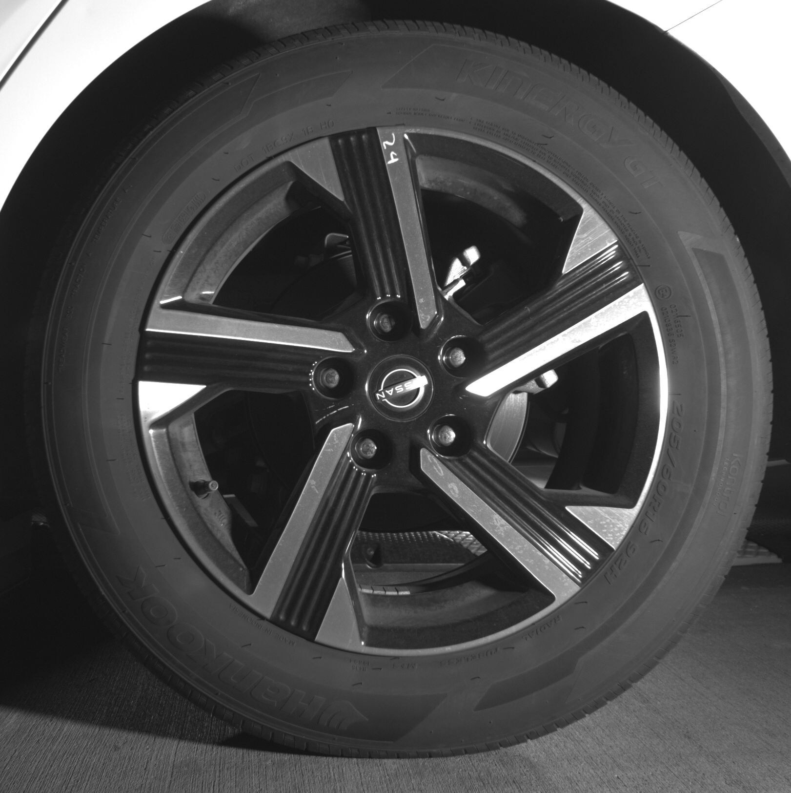 Thumbnail: 2025 Nissan Sentra - 11