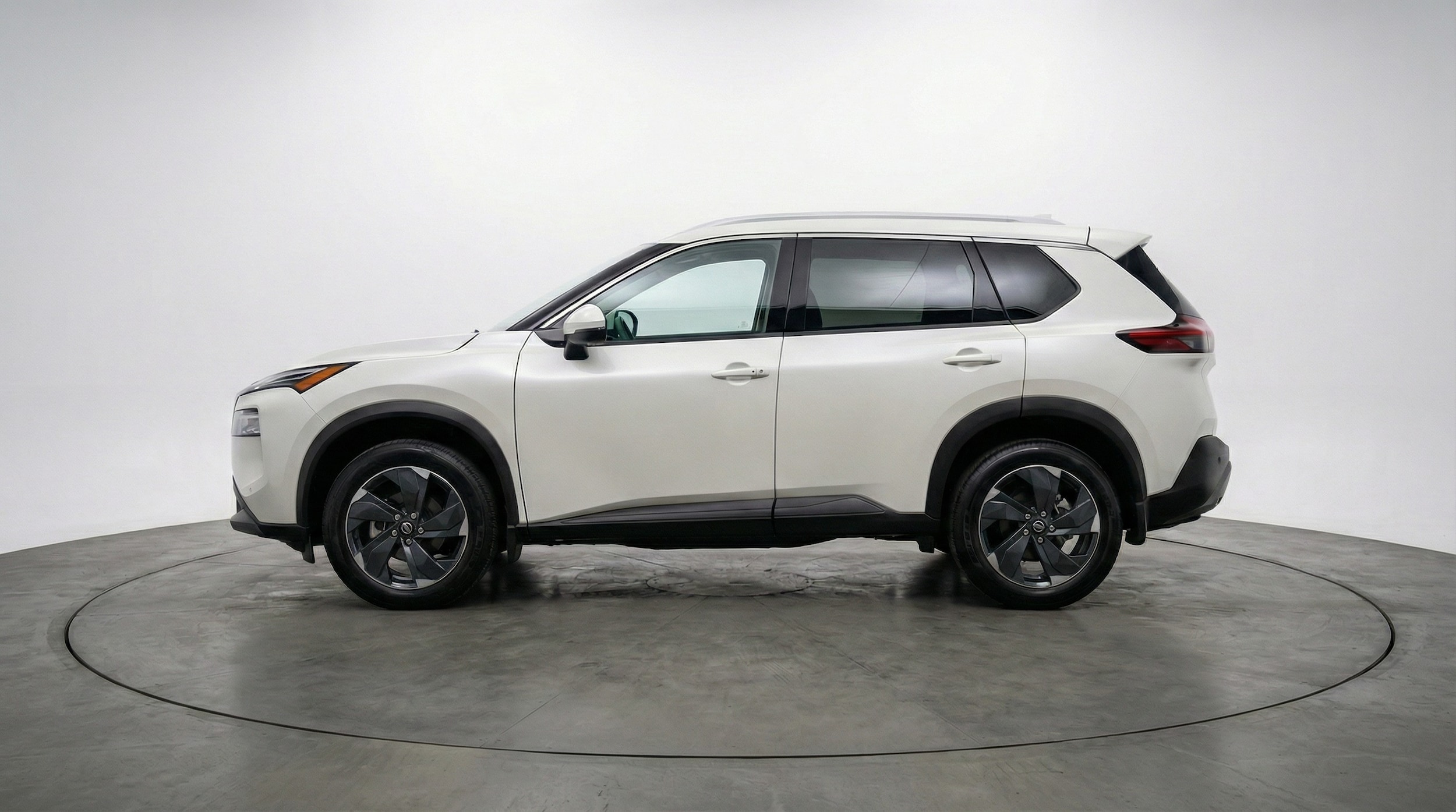 Thumbnail: 2025 Nissan Rogue - 4