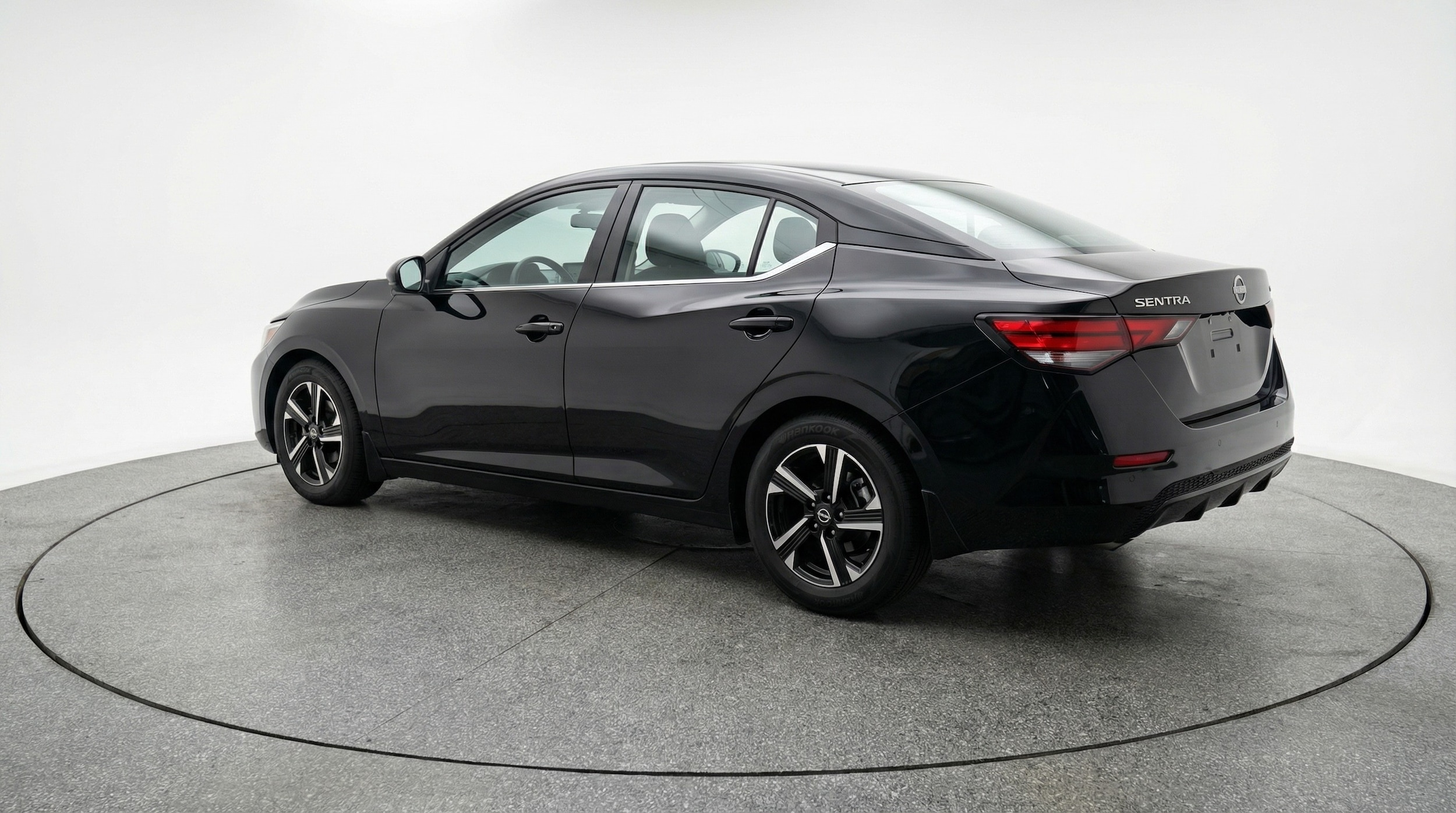 Thumbnail: 2025 Nissan Sentra - 5